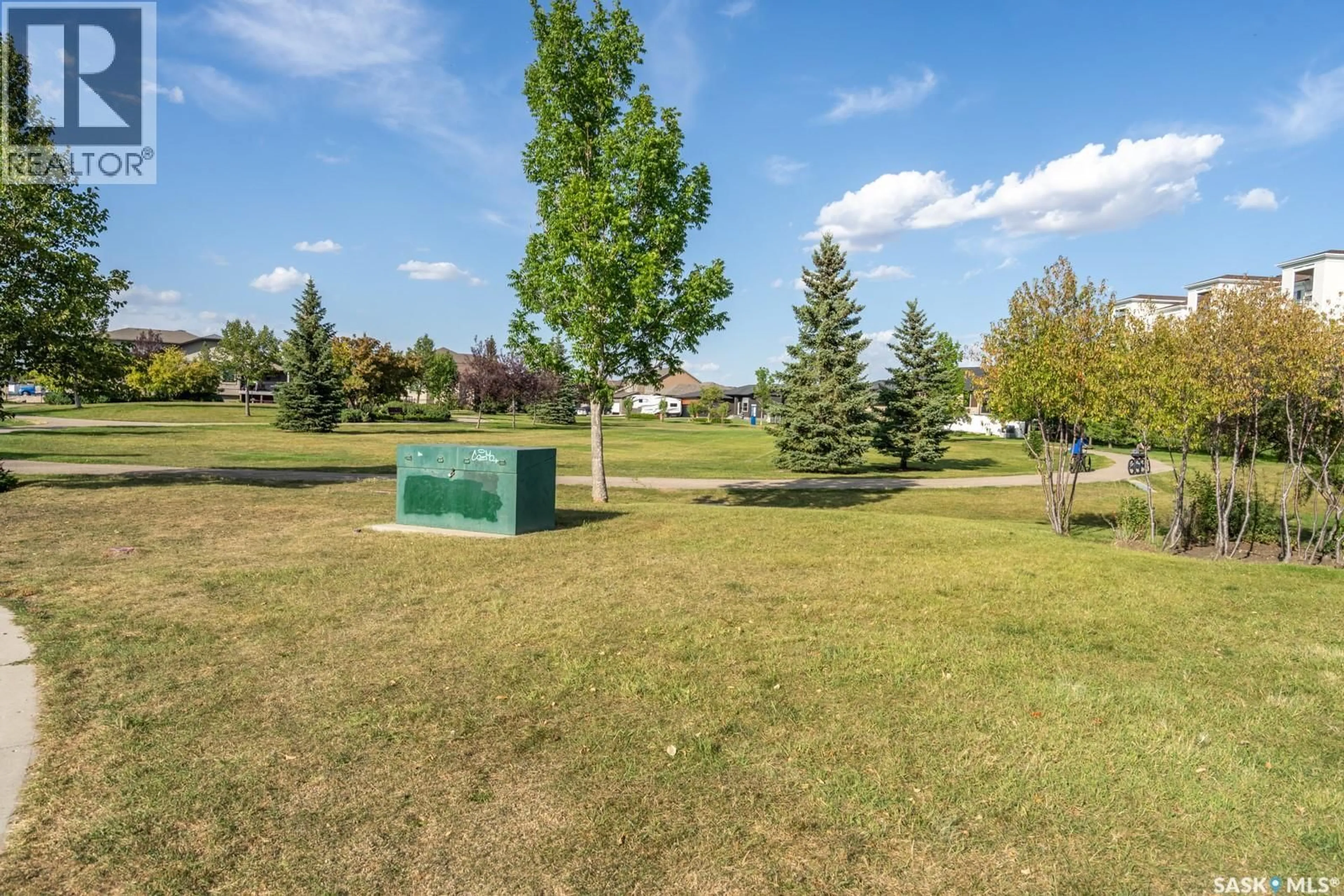 Unknown for 4738 MAZINKE CRESCENT, Regina Saskatchewan S4X4V1