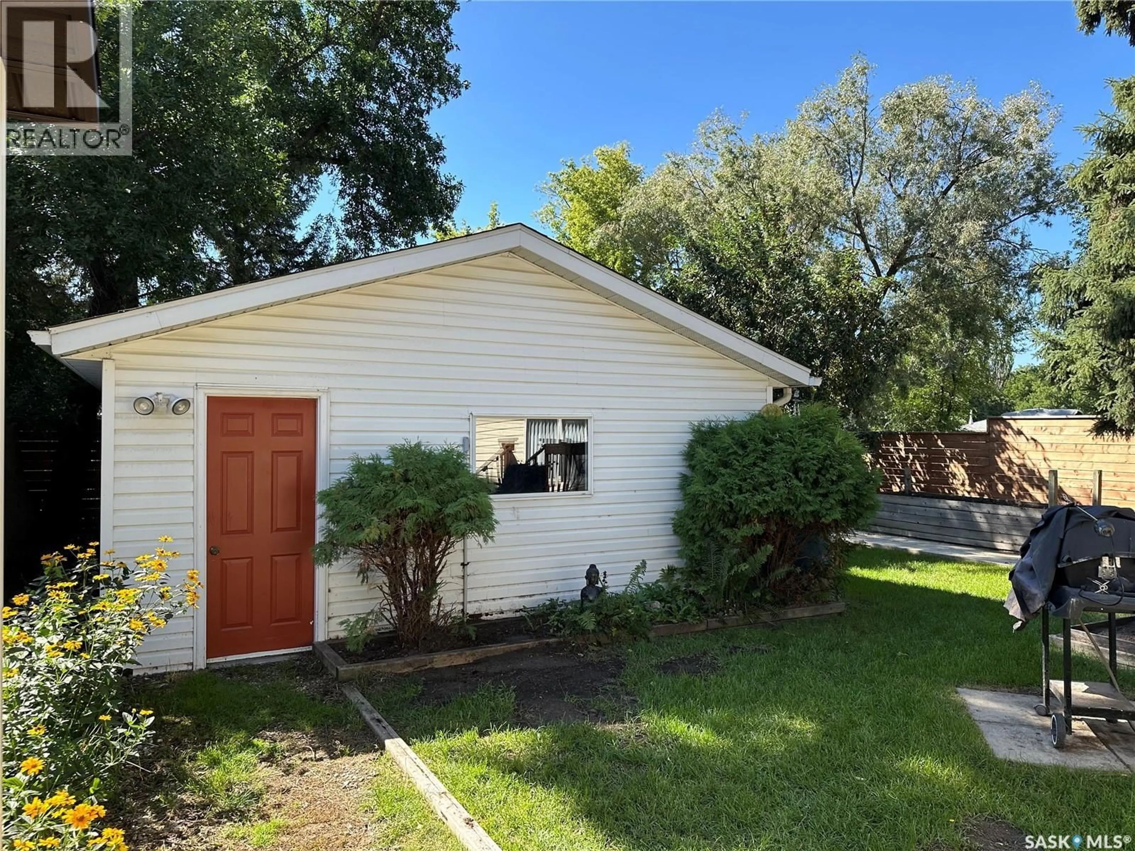 Shed for 1806 EASTHILL, Saskatoon Saskatchewan S7J3C1