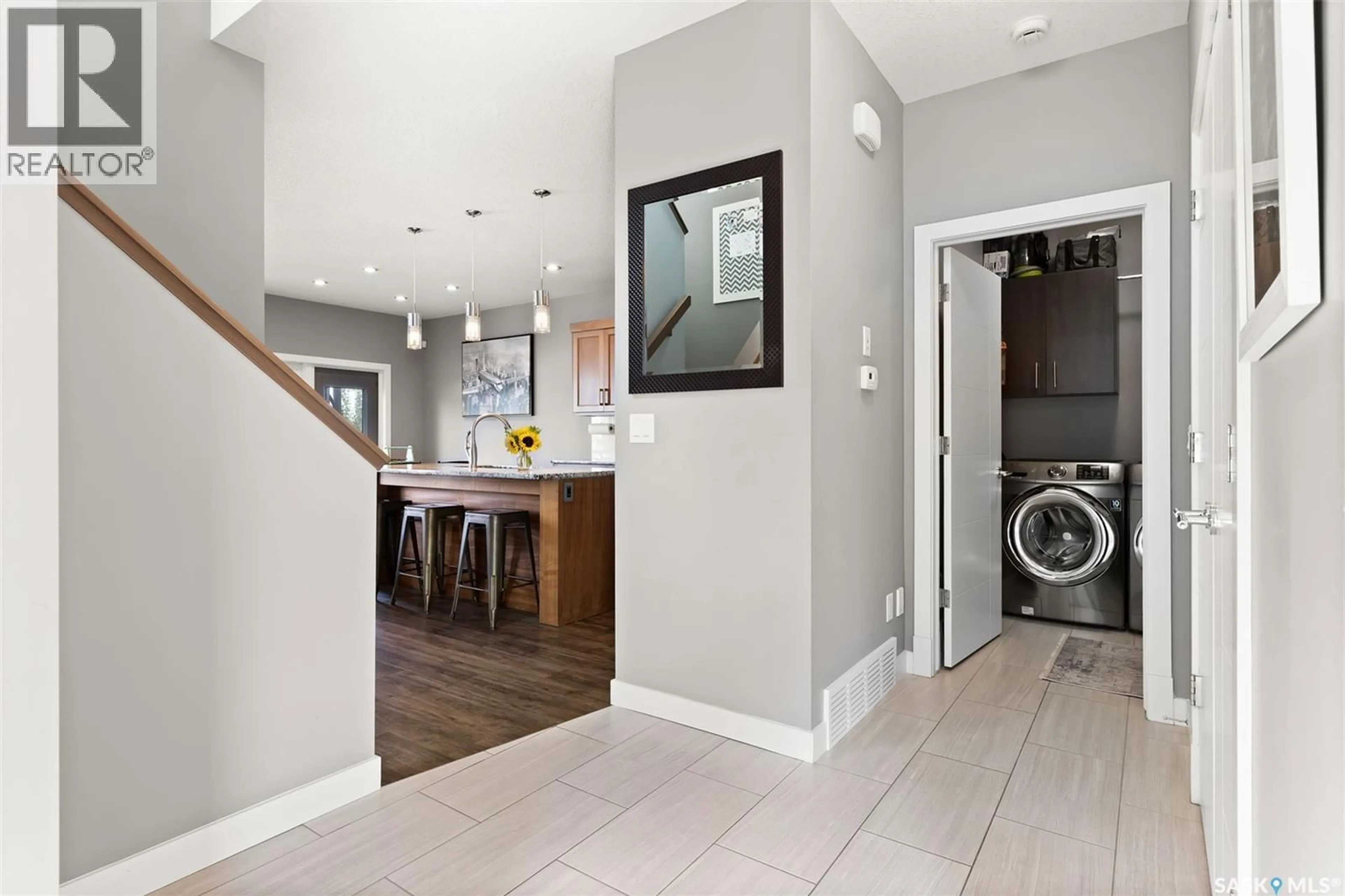 Unknown for 5121 AERIAL CRESCENT, Regina Saskatchewan S4W0C8