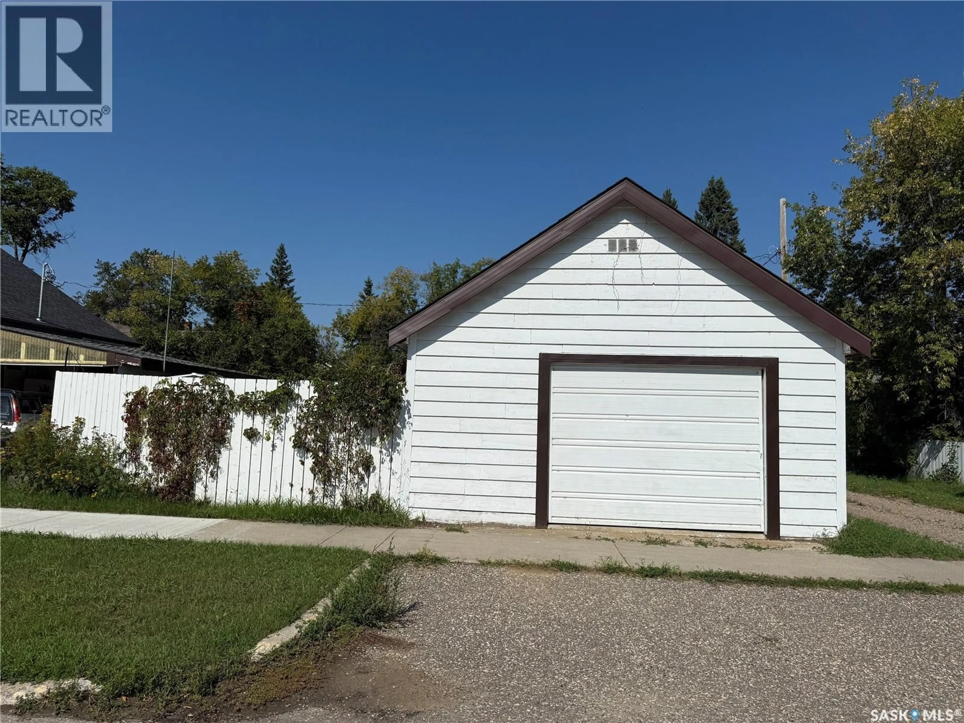Shed for 223 5TH STREET, Nipawin Saskatchewan S0E1E0