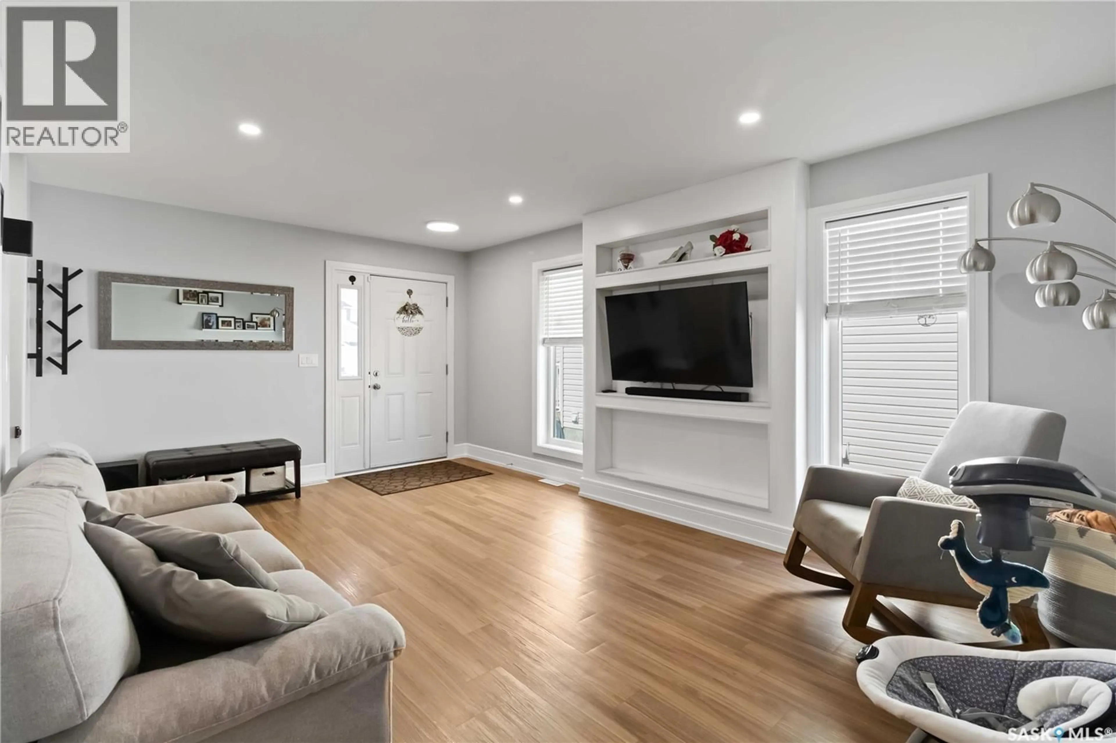 Living room with furniture, unknown for 442 LANGER PLACE, Warman Saskatchewan S0K4S1