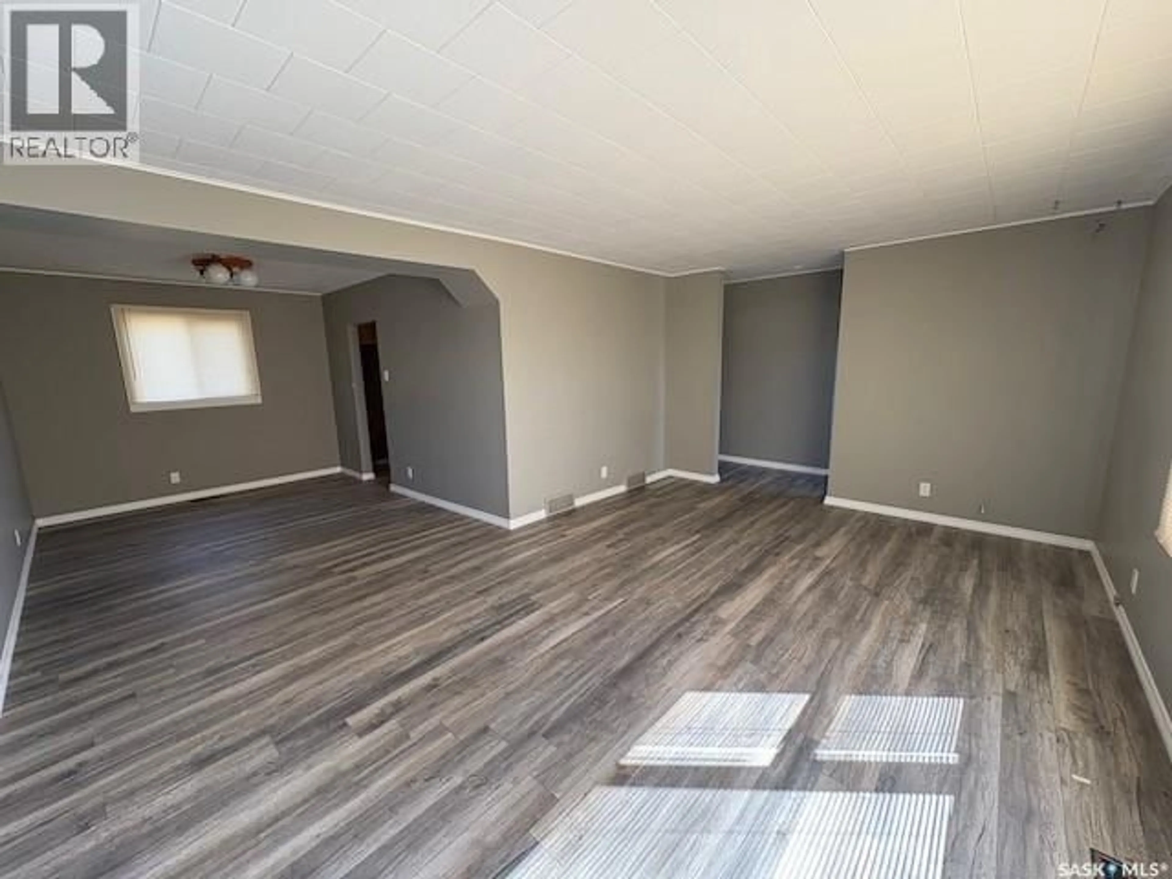 A pic of a room for 209 3RD AVENUE, Kyle Saskatchewan S0L1T0