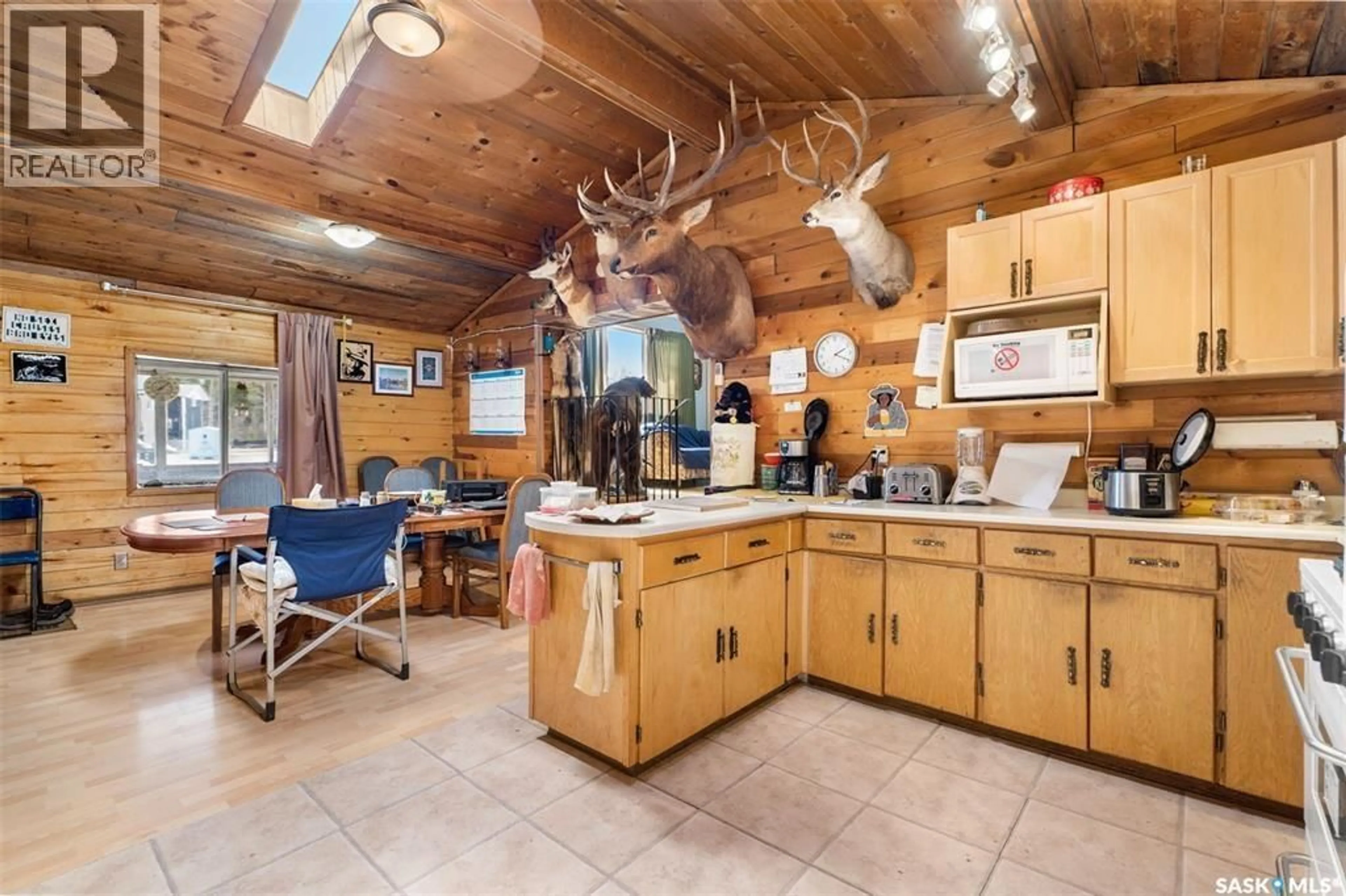 Open concept kitchen, unknown for 12 LAKEVIEW DRIVE, Northern Admin District Saskatchewan S0J1W0