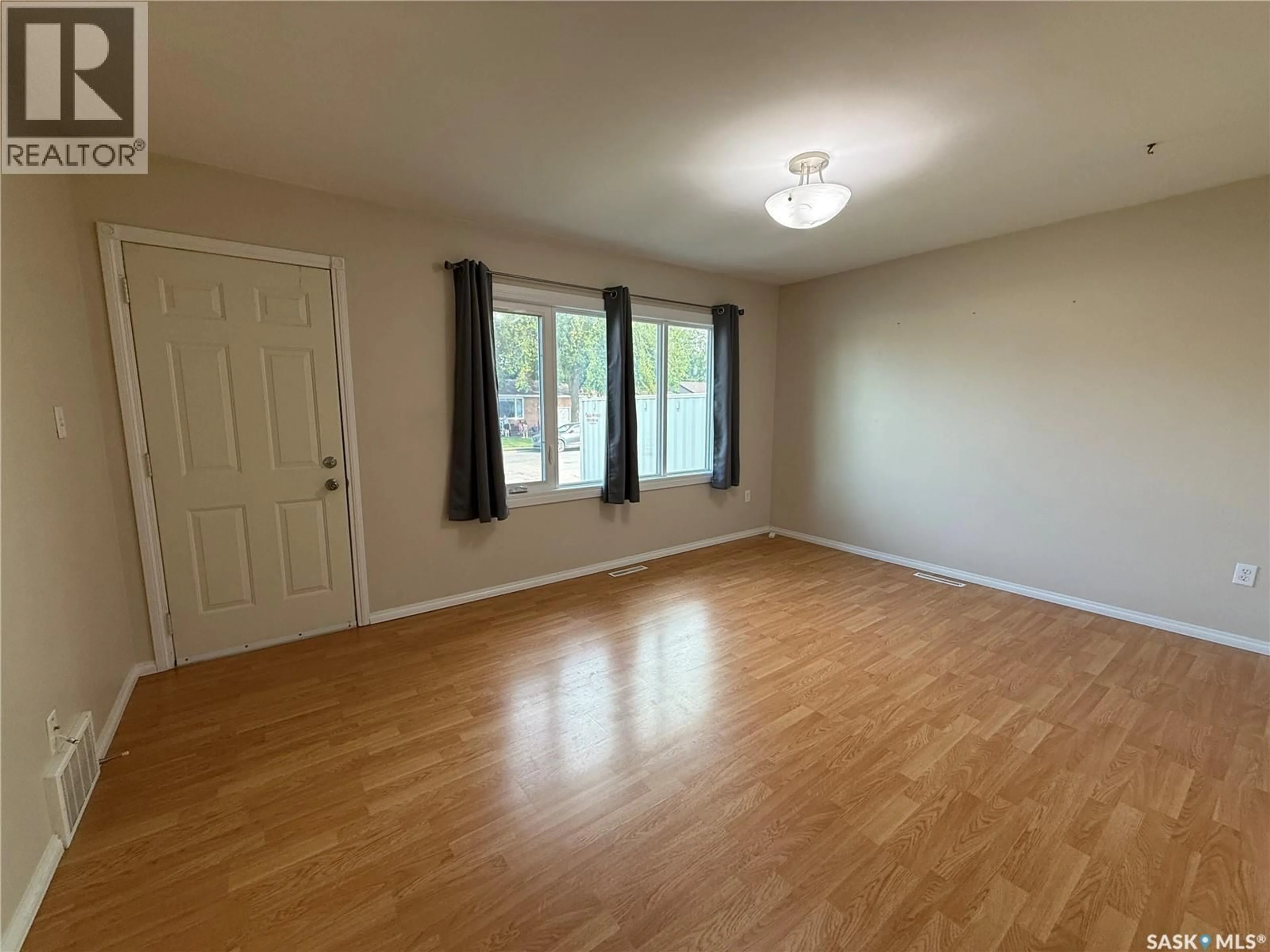 A pic of a room for 1121 9TH STREET, Humboldt Saskatchewan S0K2A0