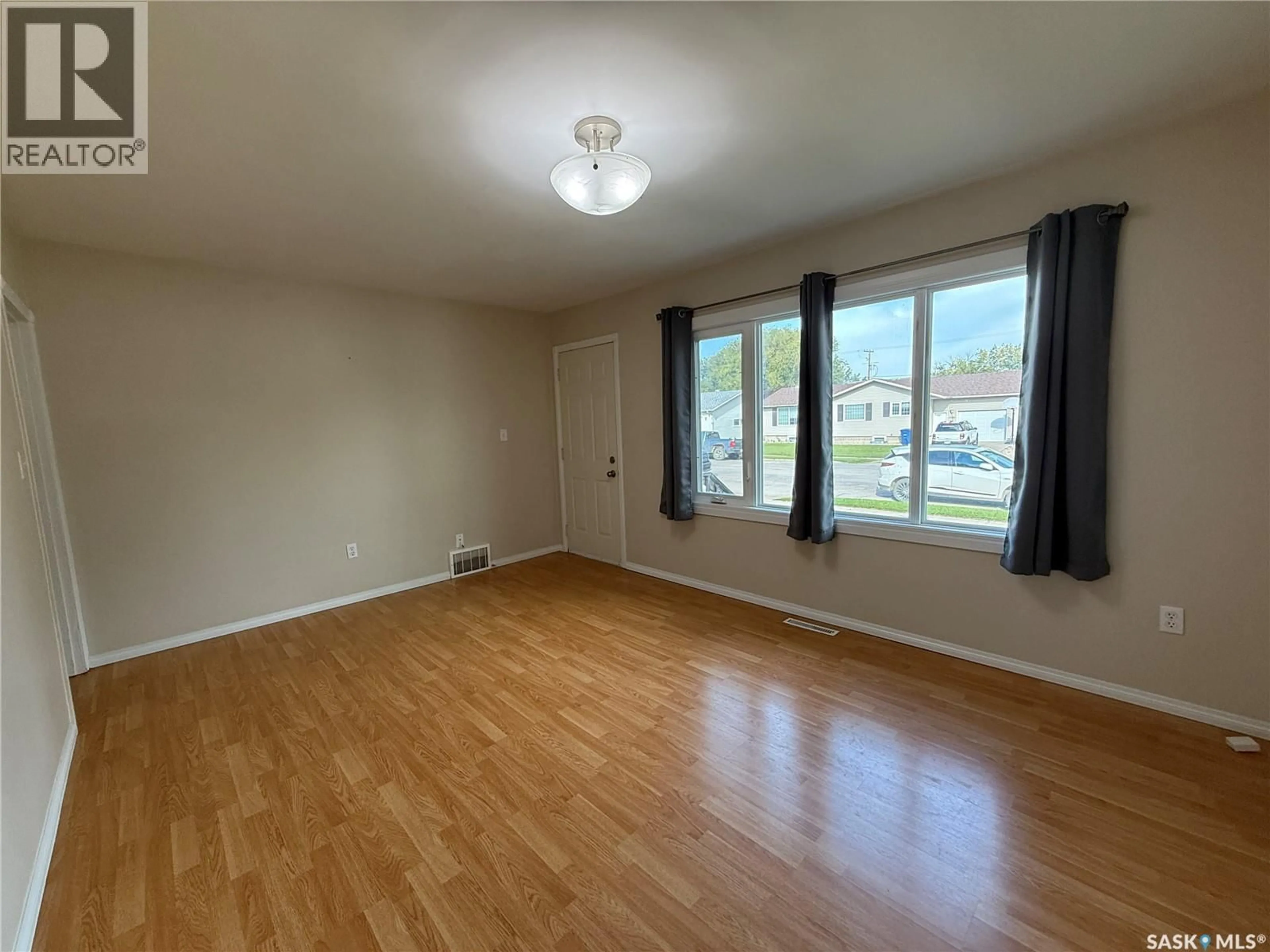 A pic of a room for 1121 9TH STREET, Humboldt Saskatchewan S0K2A0