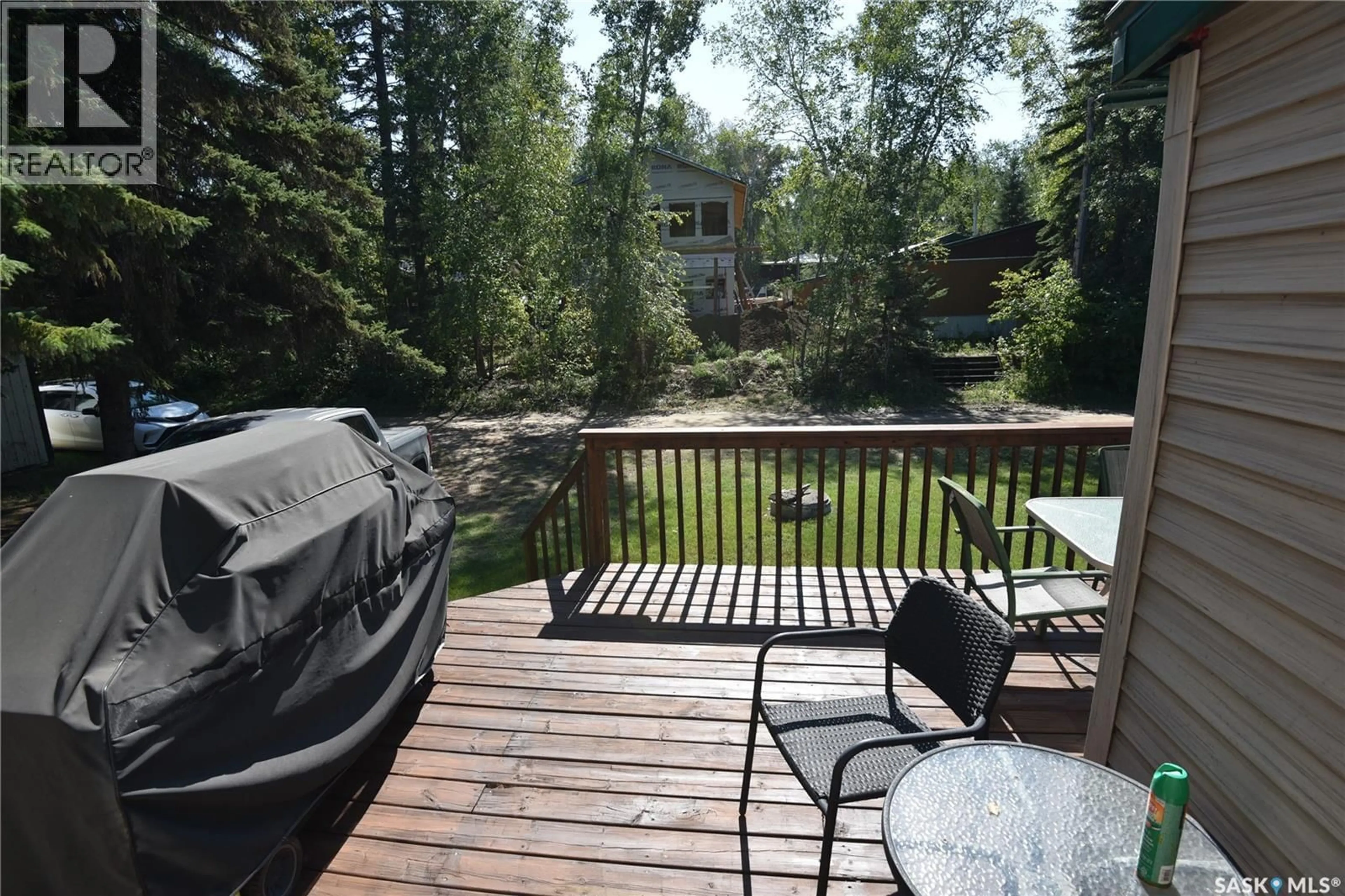 Patio, water/lake/river/ocean view for 220 LAKEVIEW DRIVE, Tobin Lake Saskatchewan S0E1E0