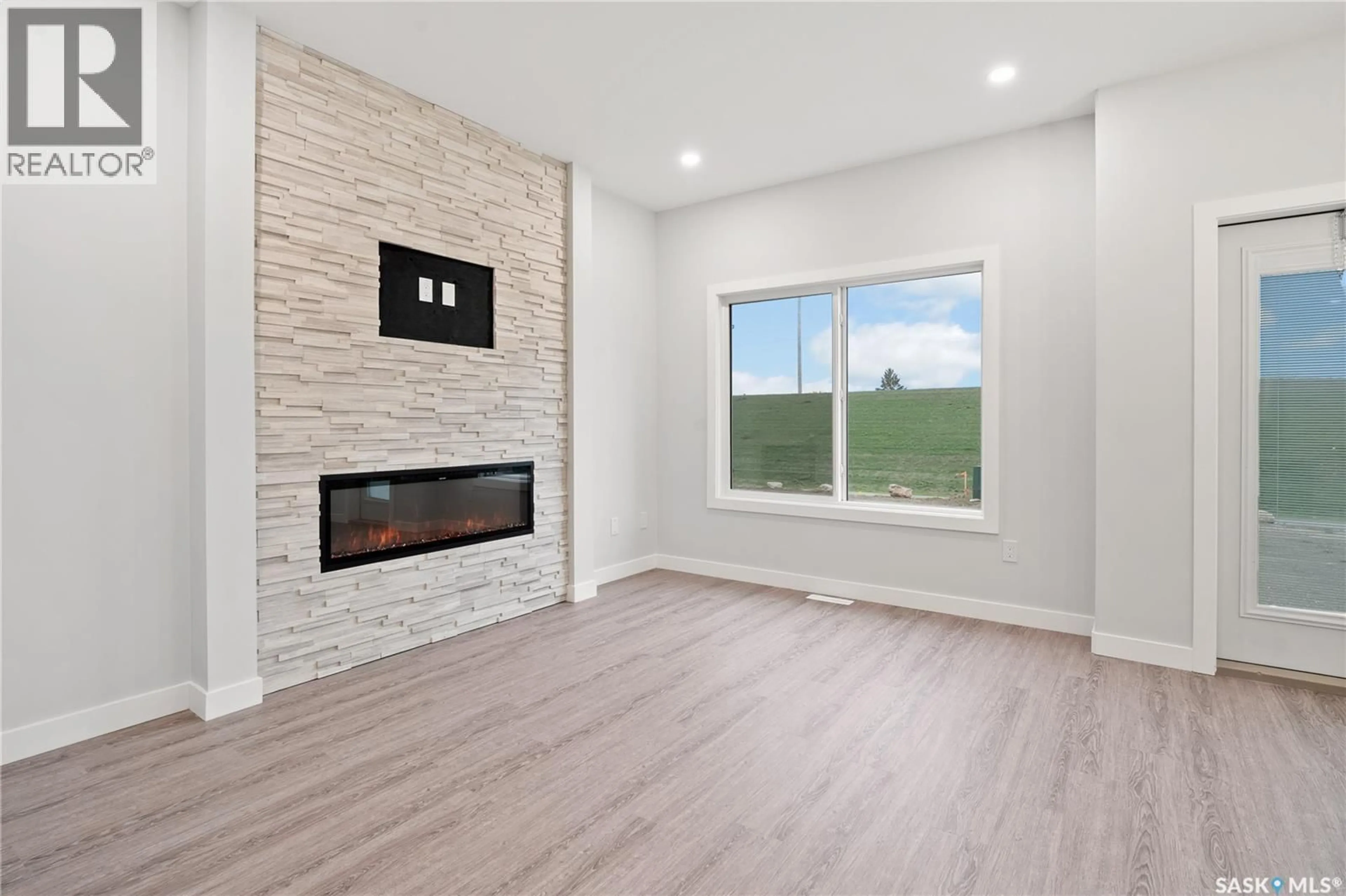Unknown for 519 ASOKAN AVENUE, Saskatoon Saskatchewan S7V1W1