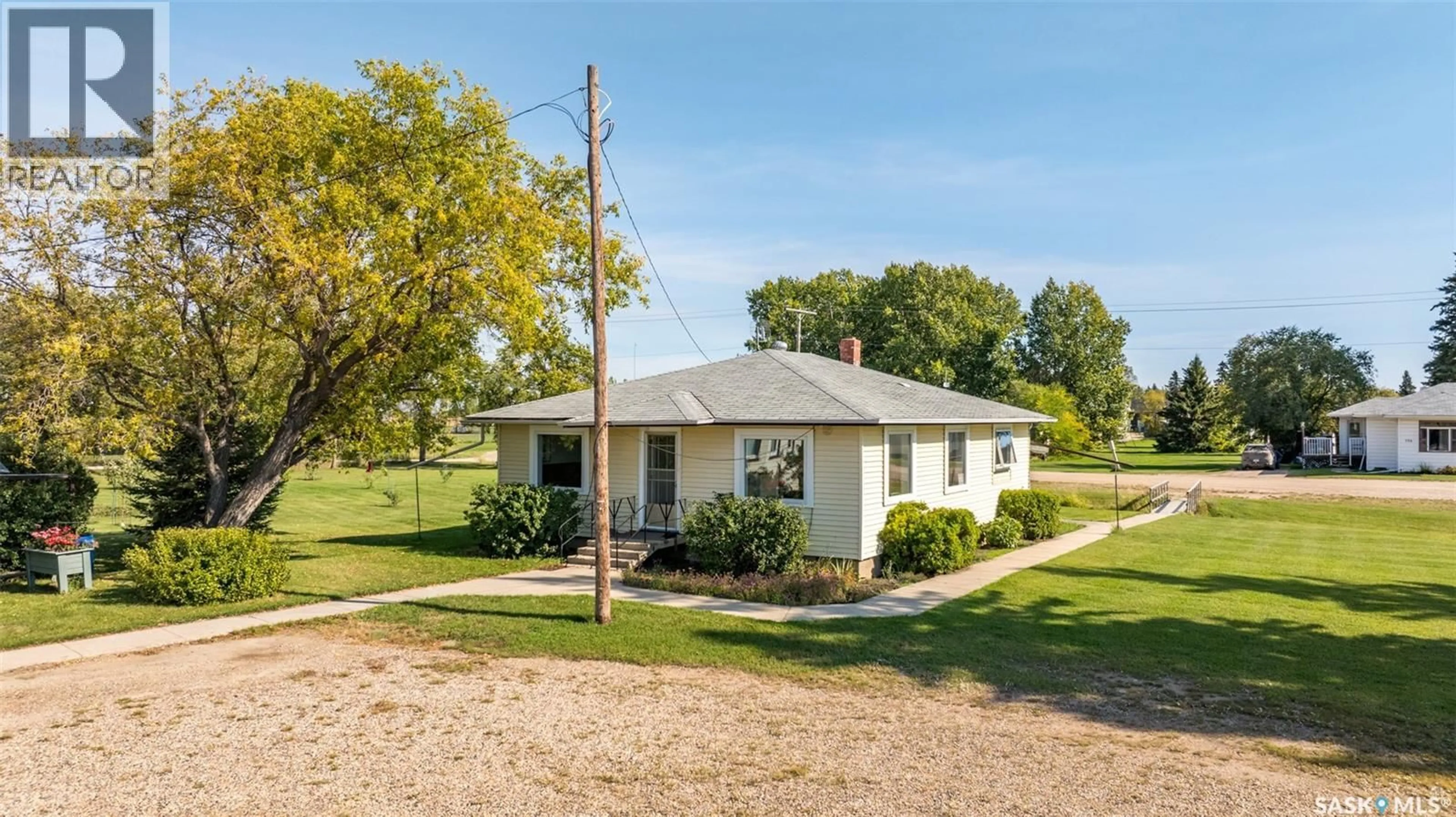 A pic from outside/outdoor area/front of a property/back of a property/a pic from drone, street for 615 CHURCH STREET, St. Louis RM No. 431 Saskatchewan S0K3Y0
