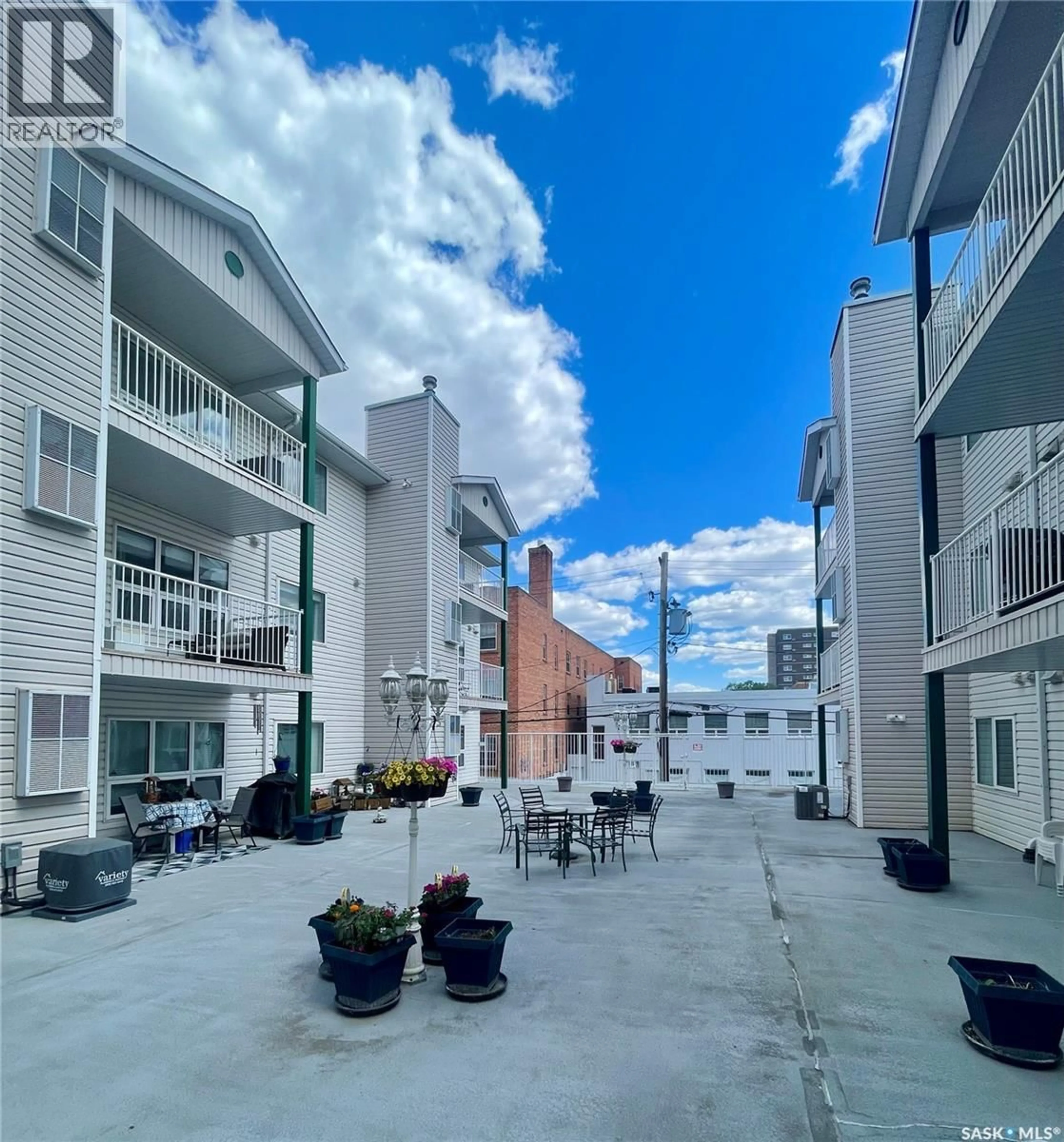 Patio, unknown for 2203 - 410 ANGUS STREET, Regina Saskatchewan S4T2A3
