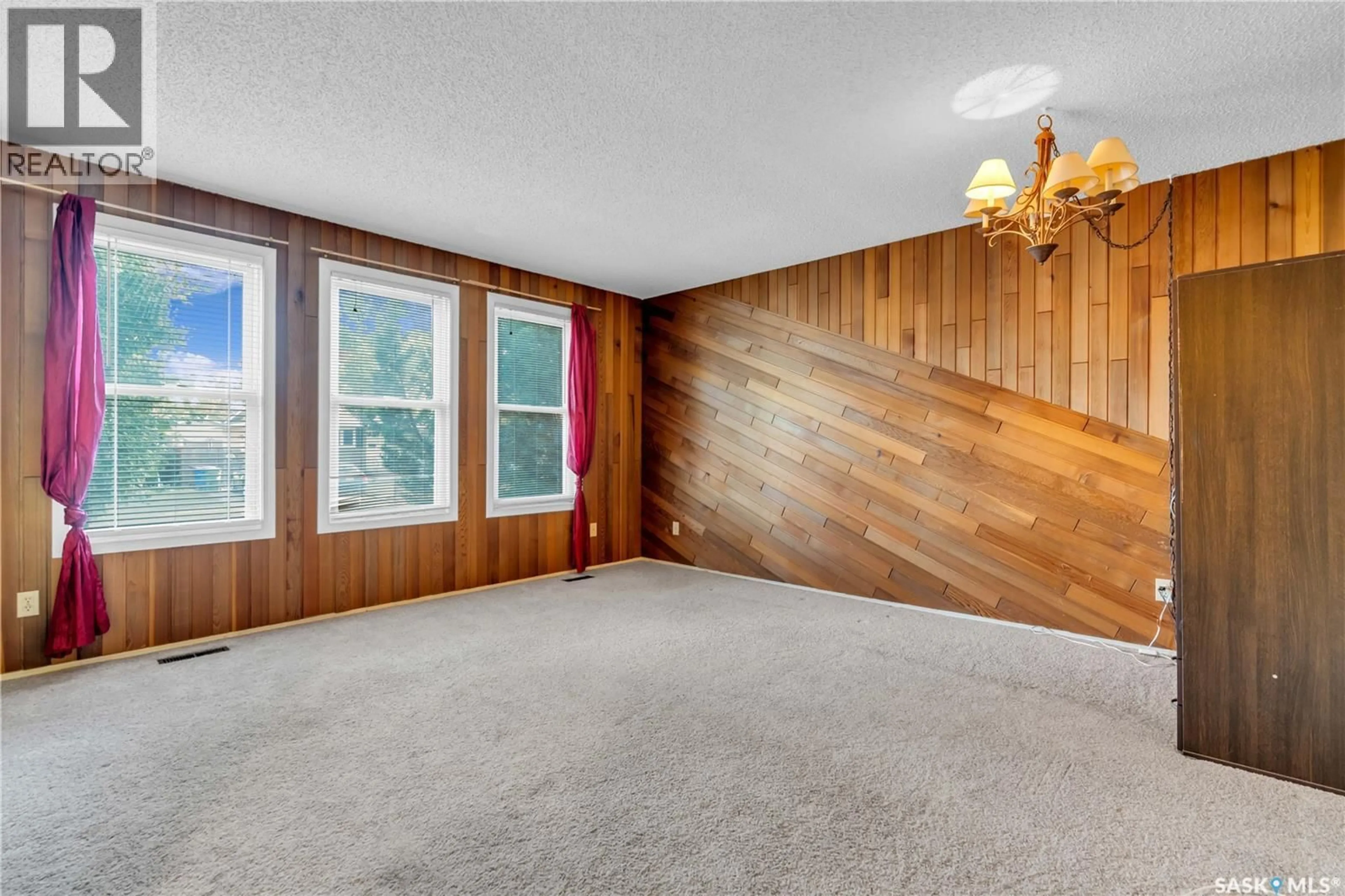 Unknown for 127 SCRIVENER CRESCENT, Regina Saskatchewan S4N4V6