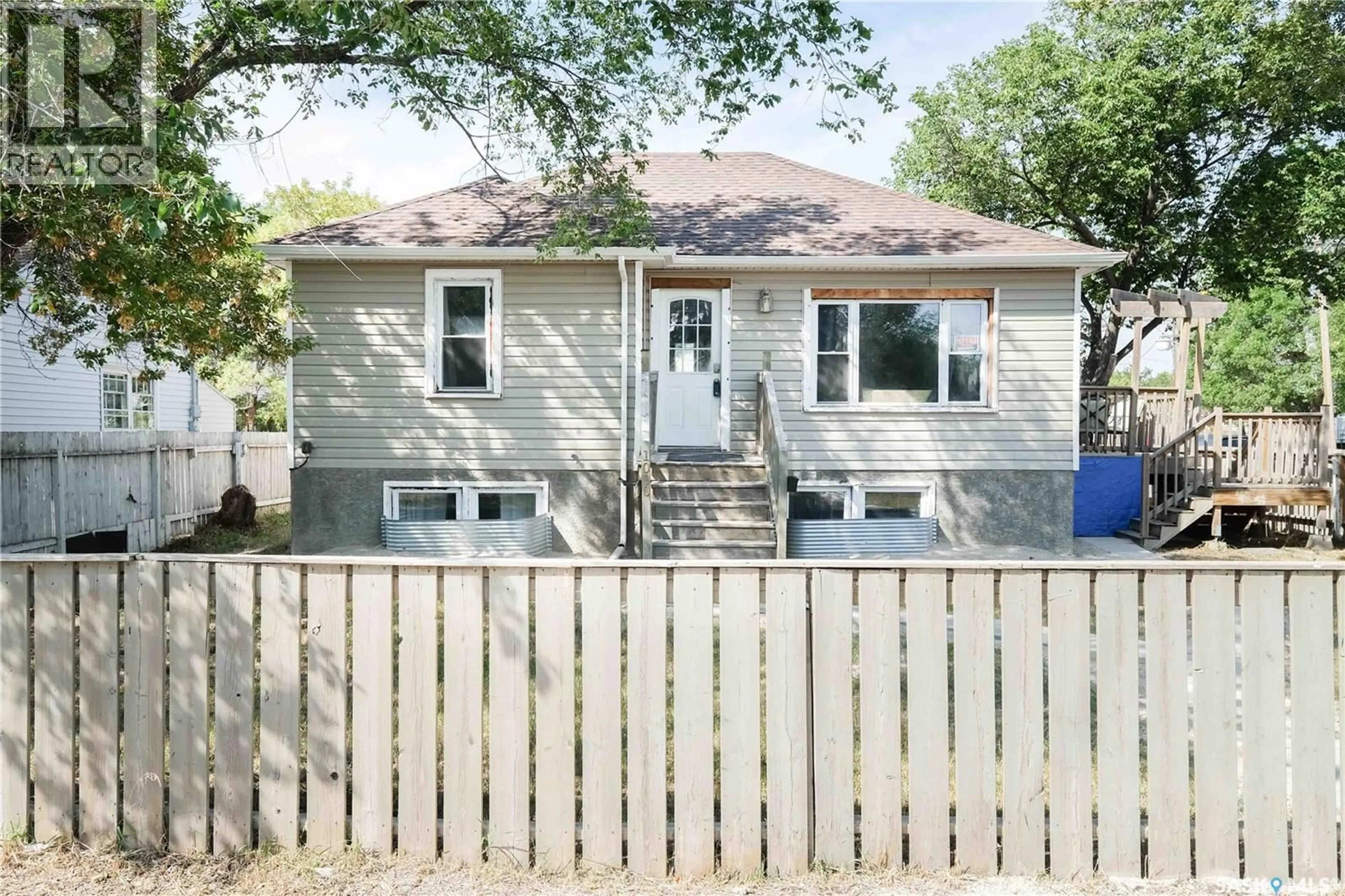 Unknown for 1000 WASCANA STREET, Regina Saskatchewan S4T4H7