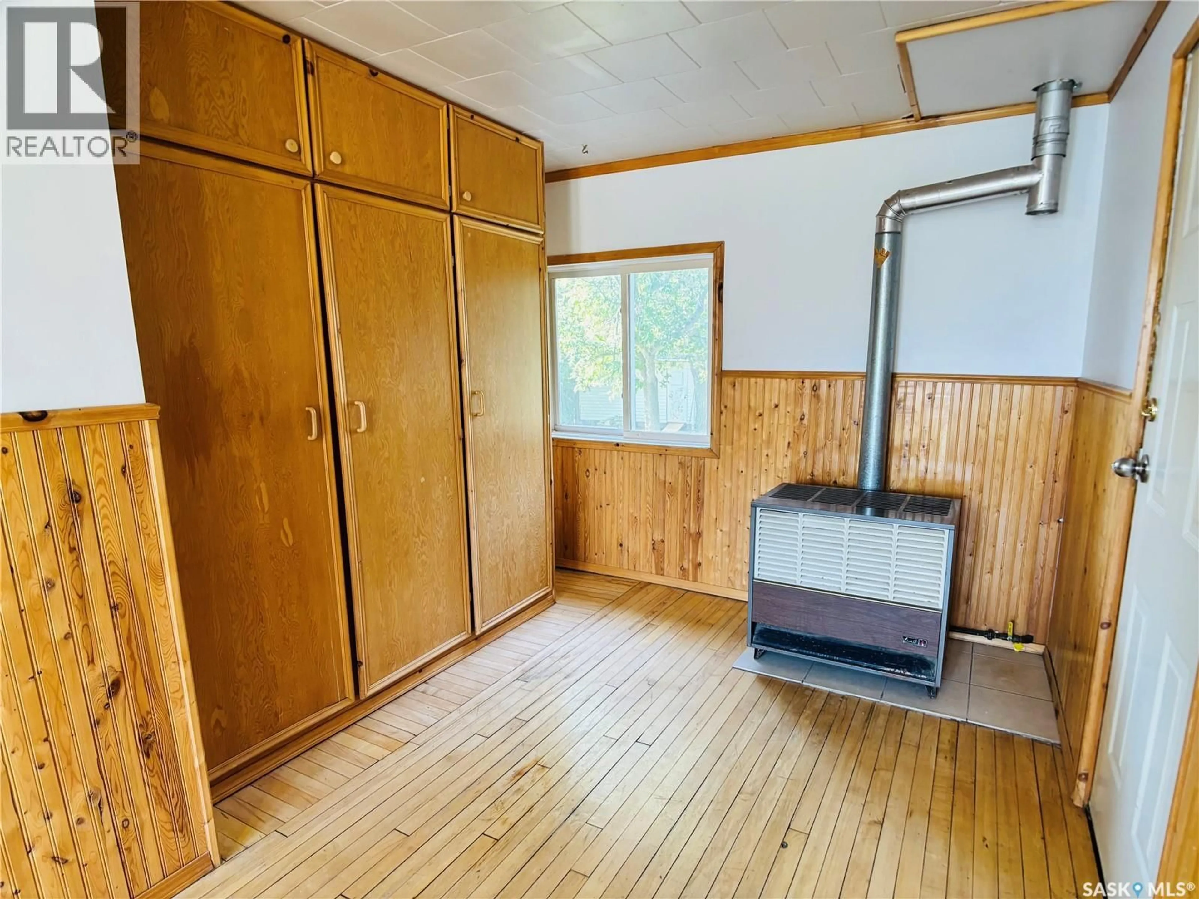 A pic of a room for 520 1ST STREET, North Portal Saskatchewan S0C1W0