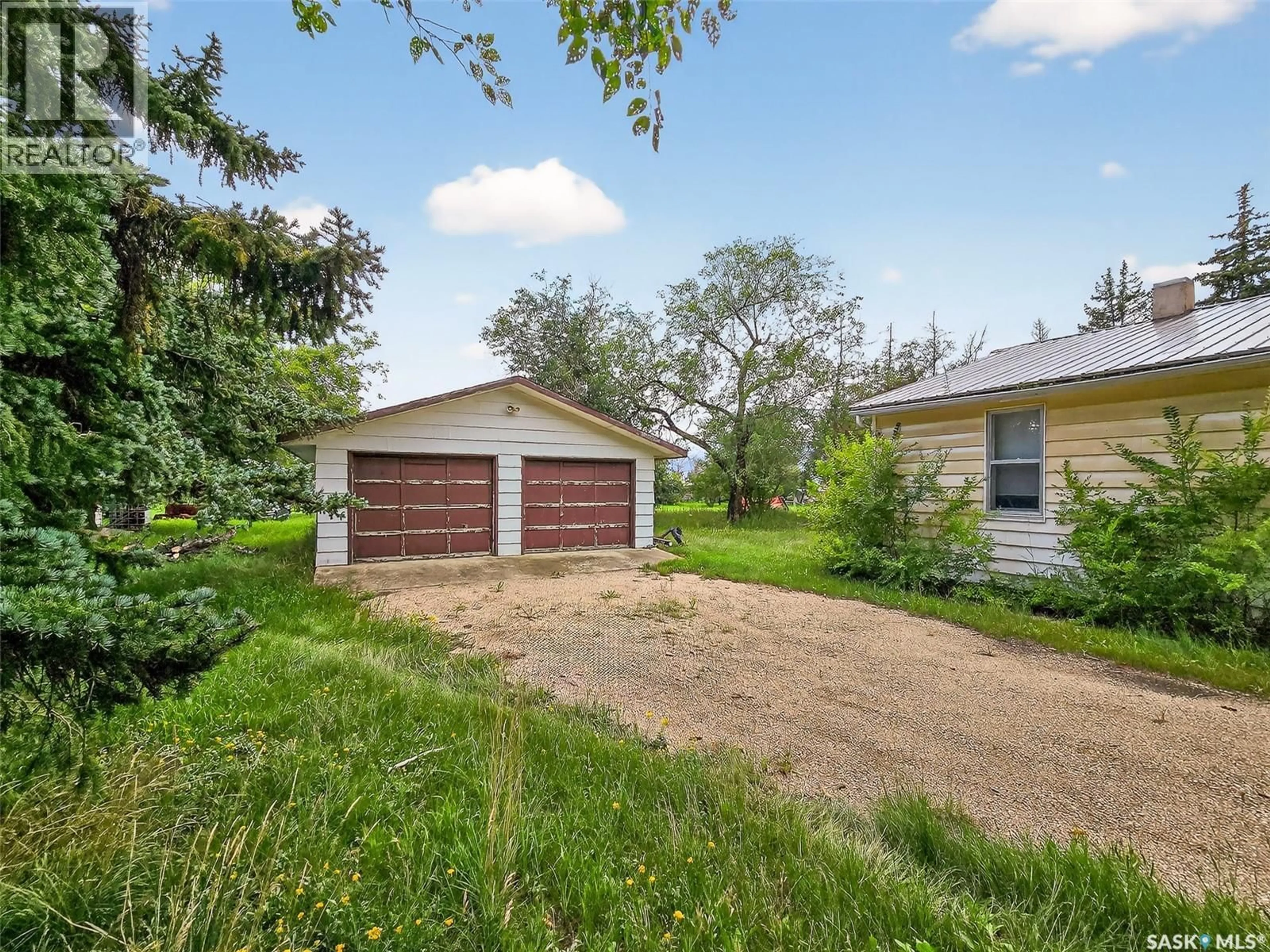 Shed for 140 1ST AVENUE, Chaplin Saskatchewan S0H0V0