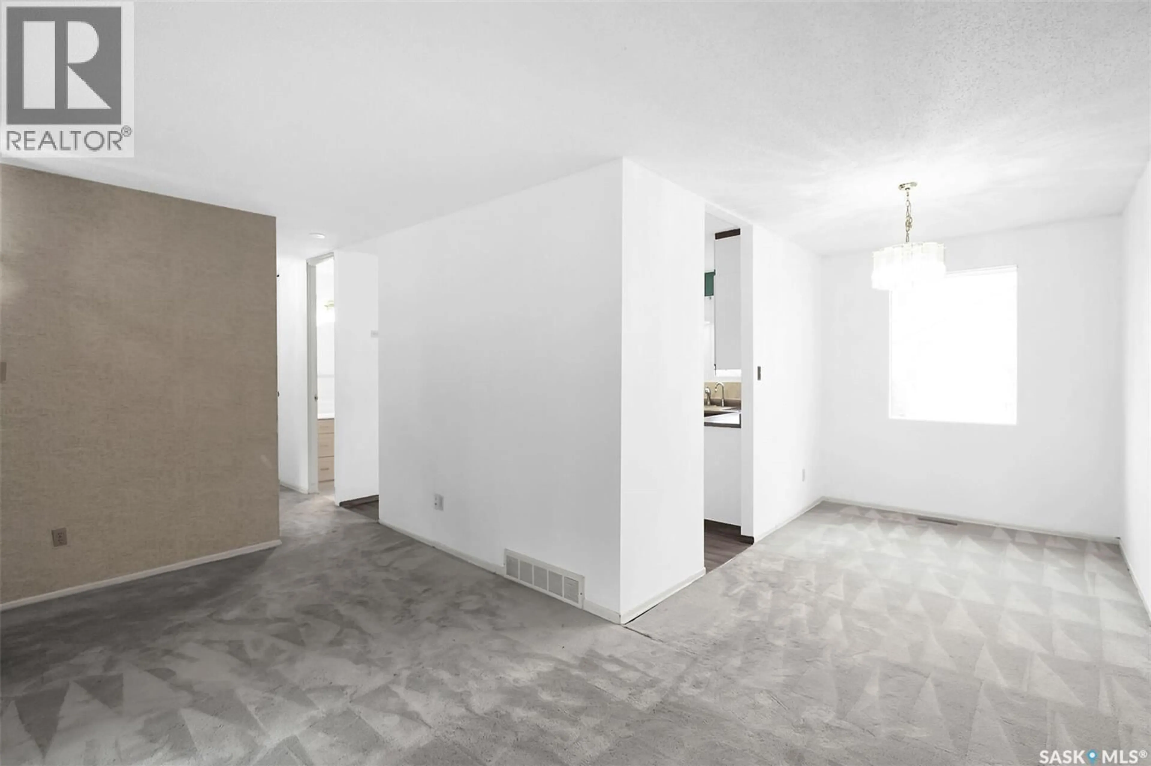 Unknown for 40 RICHARDSON CRESCENT, Regina Saskatchewan S4S4J3