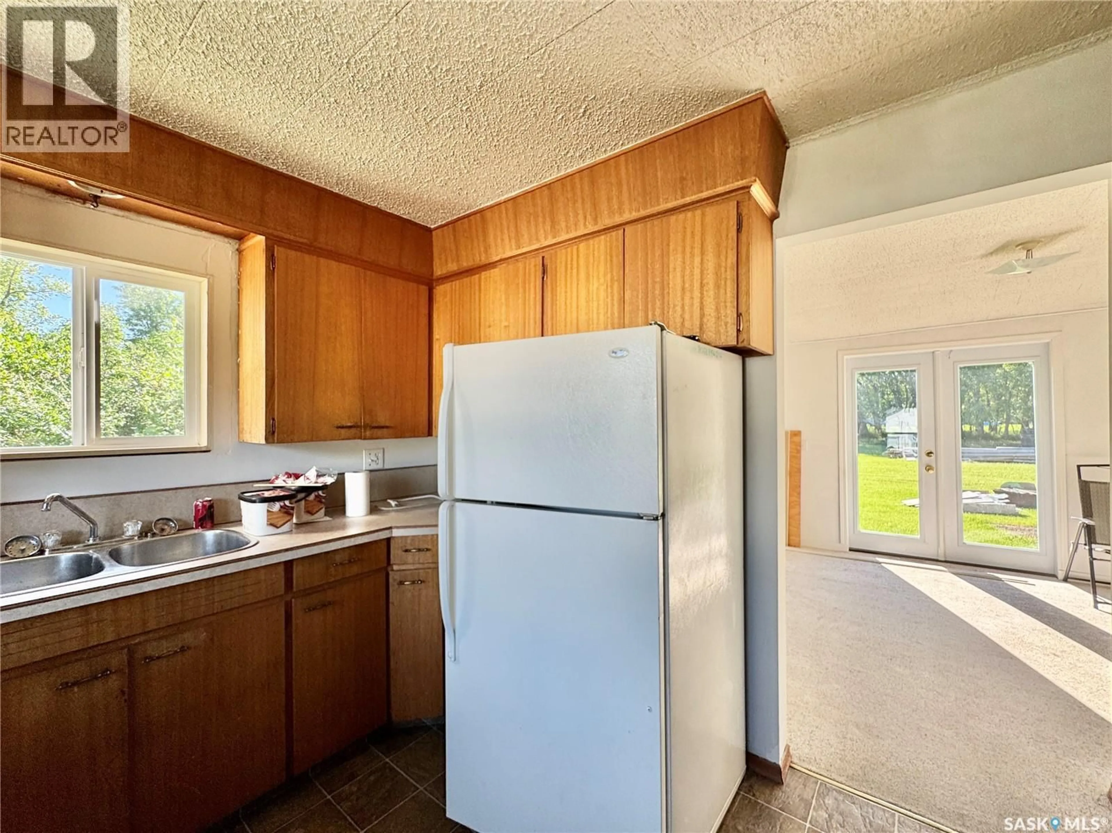 Standard kitchen, unknown for 110 YORK STREET, Bredenbury Saskatchewan S0A0H0