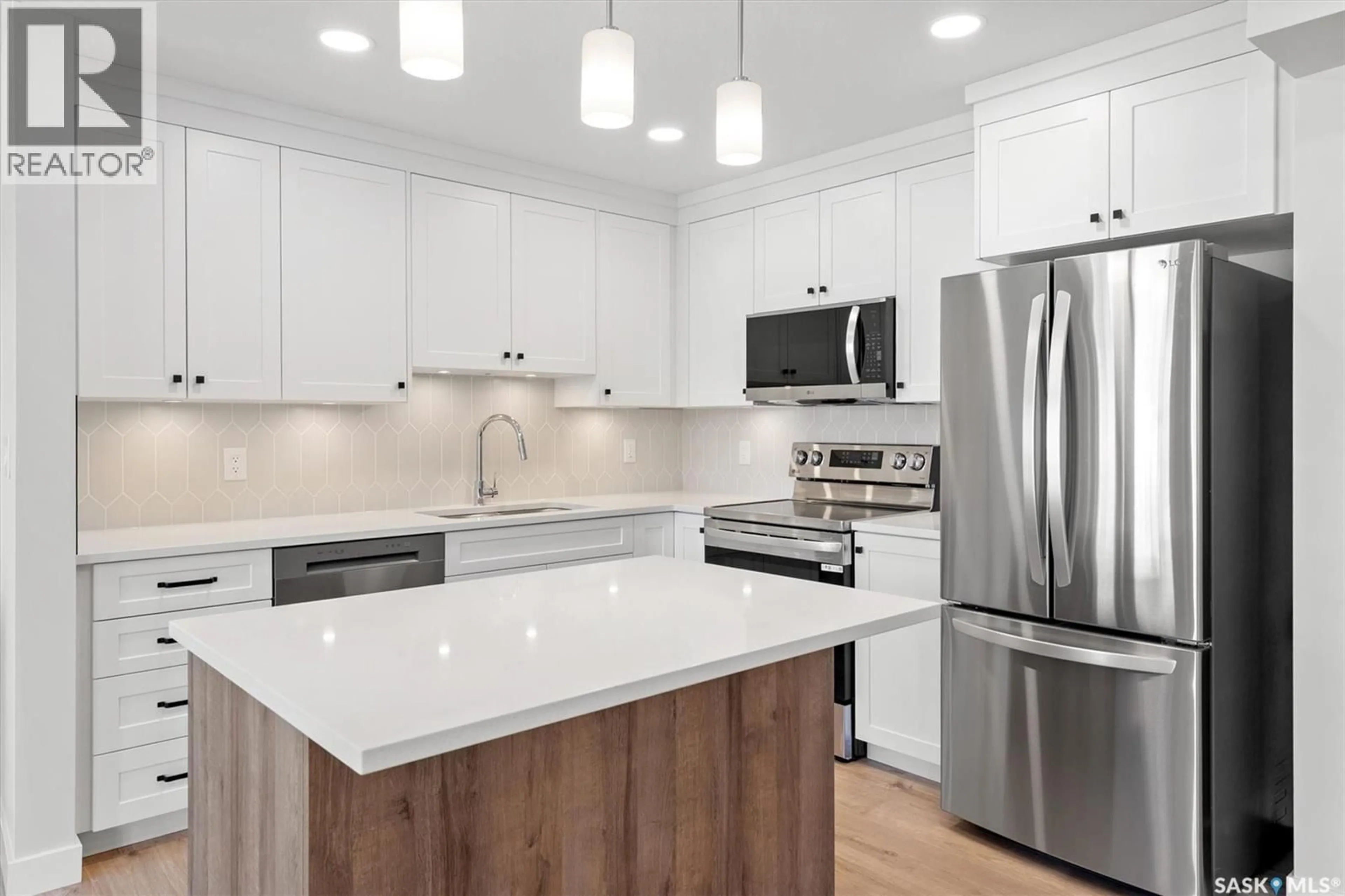 Open concept kitchen, unknown for 209 318 108TH STREET, Saskatoon Saskatchewan S7N1P8