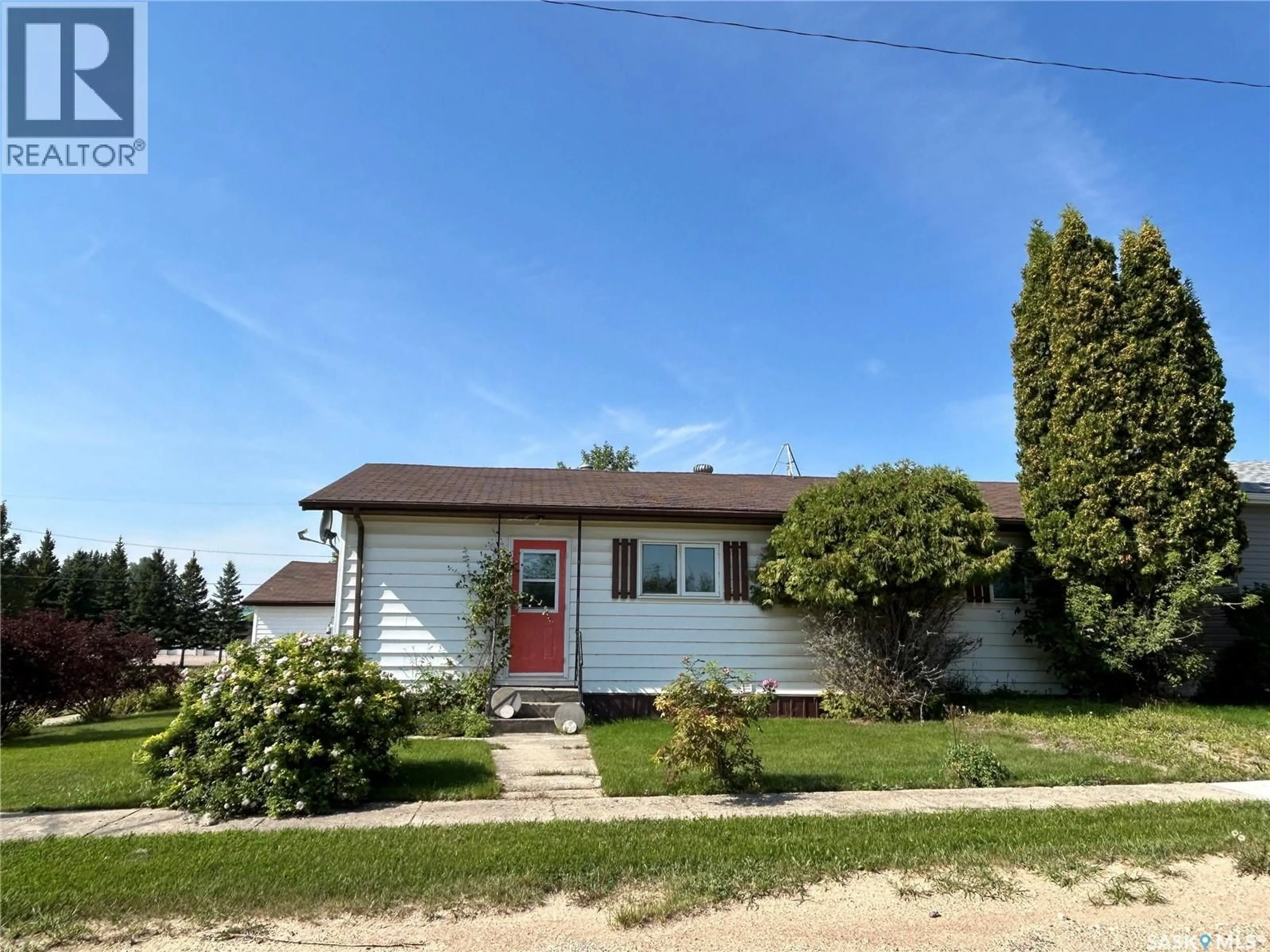 Unknown for 107 RAILWAY AVENUE, Middle Lake Saskatchewan S0K2X0