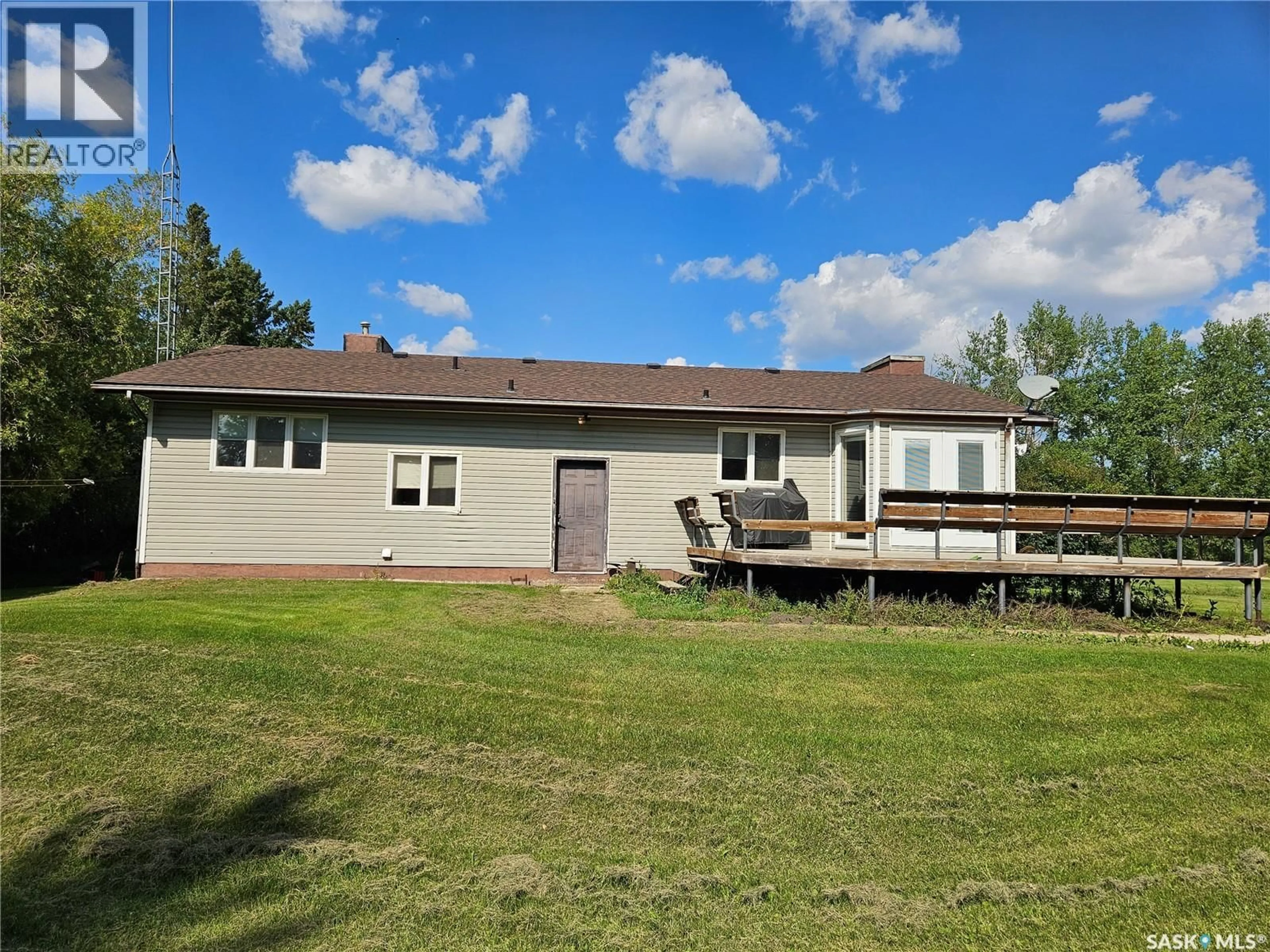 A pic from outside/outdoor area/front of a property/back of a property/a pic from drone, water/lake/river/ocean view for GRILLER ACREAGE, Spalding Rm No. 368 Saskatchewan A0A3E0
