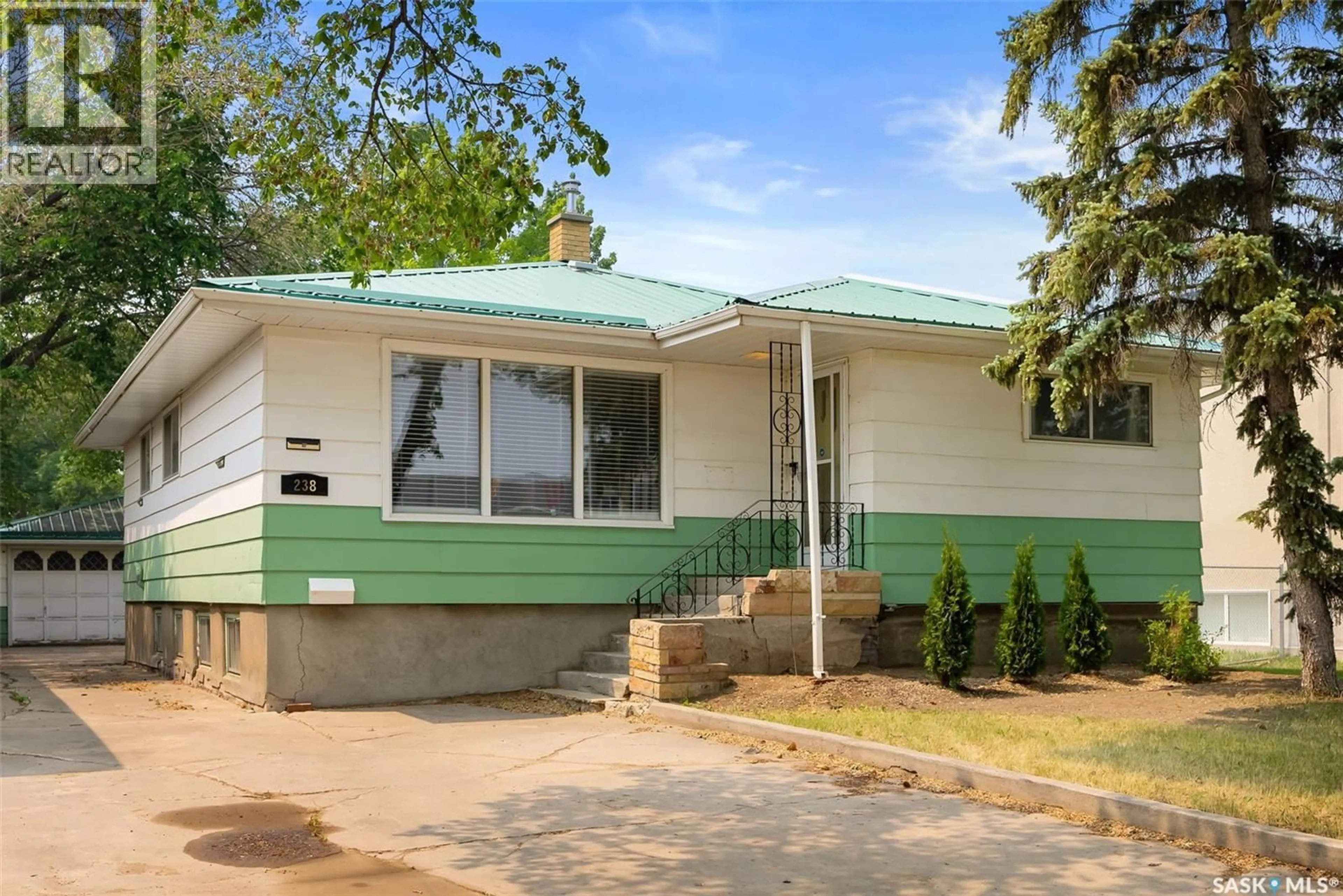 Home with vinyl exterior material, unknown for 238 HAMILTON STREET, Regina Saskatchewan S4R2A4