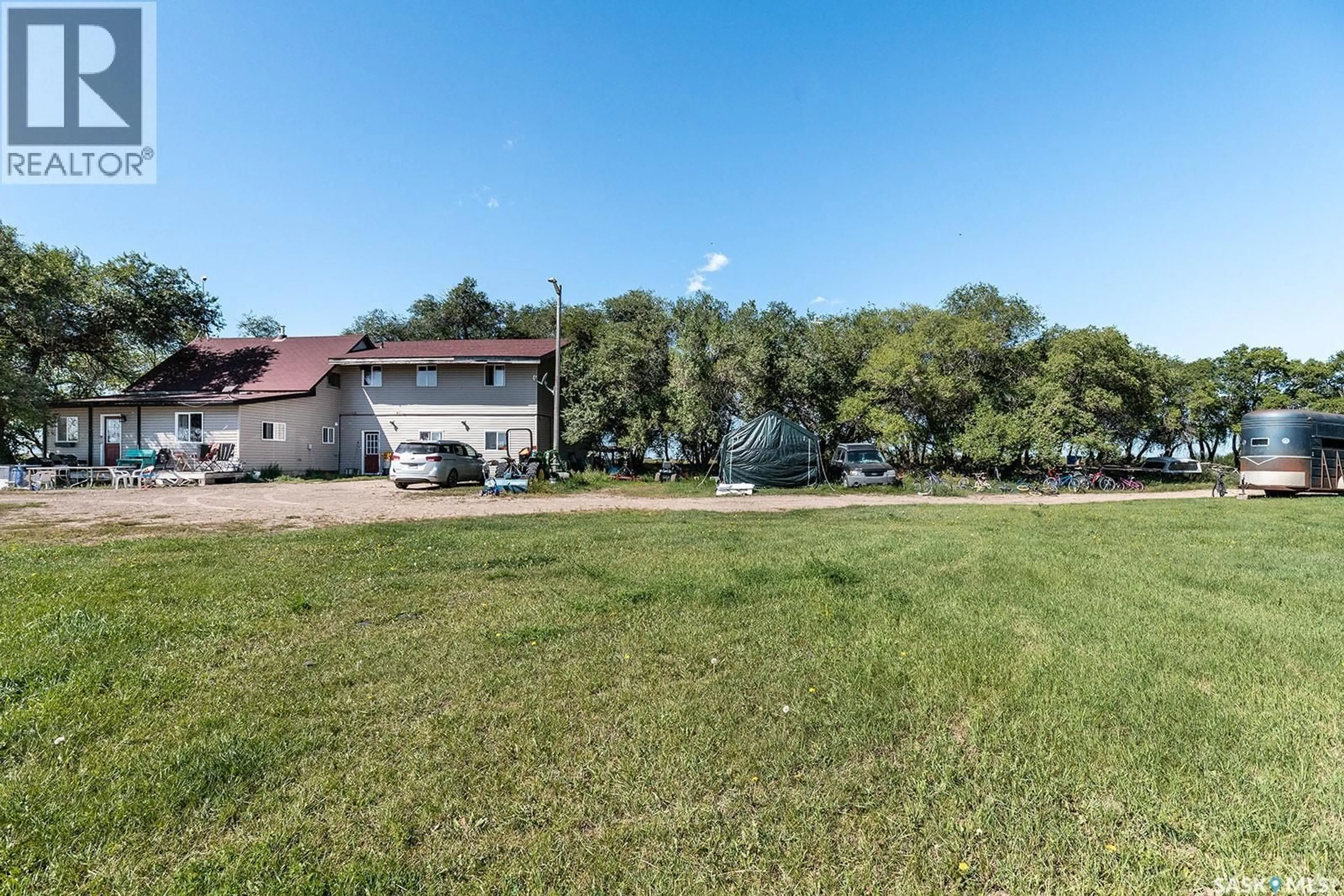 A pic from outside/outdoor area/front of a property/back of a property/a pic from drone, unknown for WAYCOTT ACREAGE, Vanscoy Rm No. 345 Saskatchewan S0K0J0