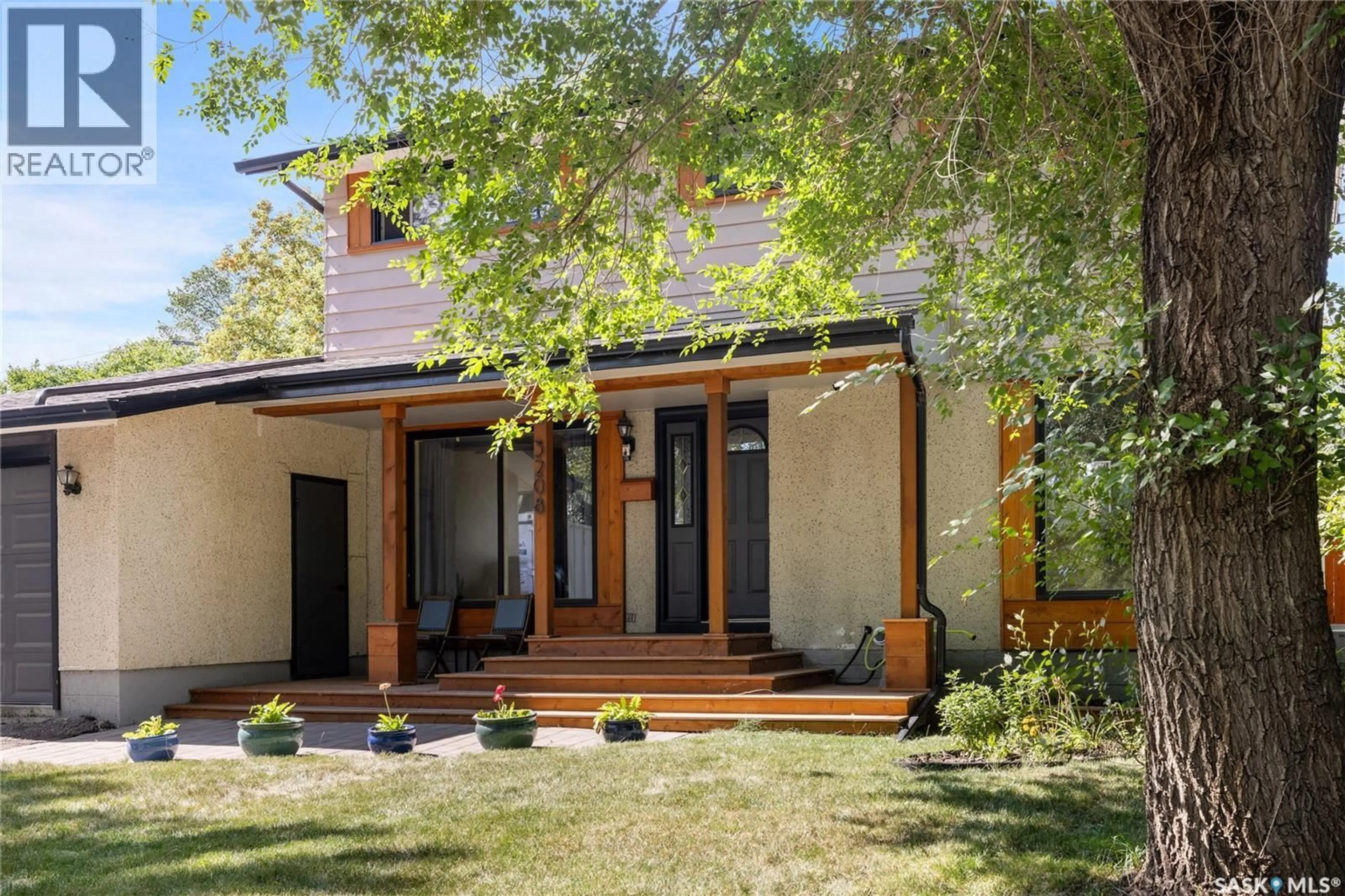 Home with brick exterior material, street for 3208 GRANT ROAD, Regina Saskatchewan S4S5H3