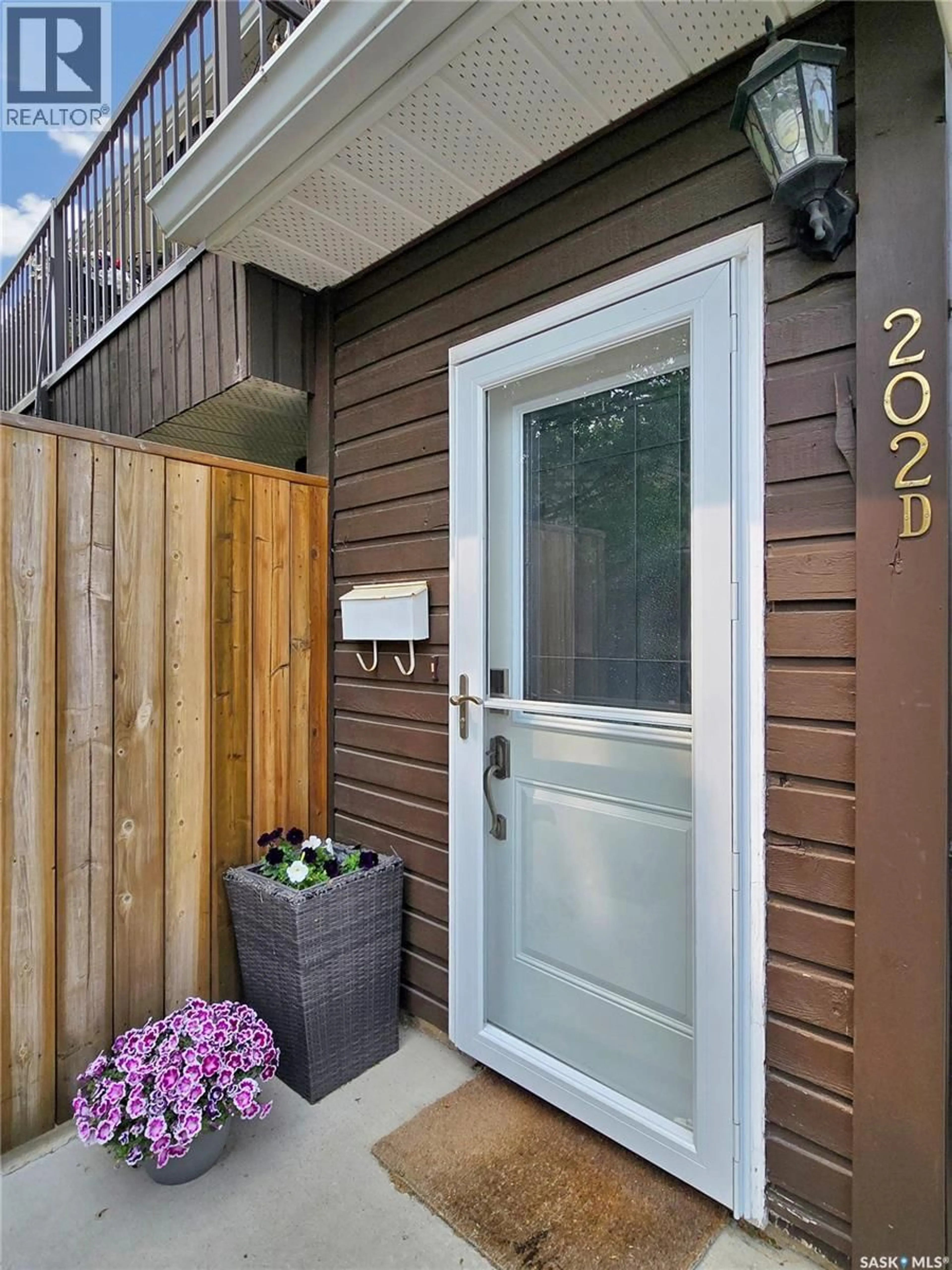 Indoor entryway for 202D - 213 MAIN STREET, Martensville Saskatchewan S0K2T0