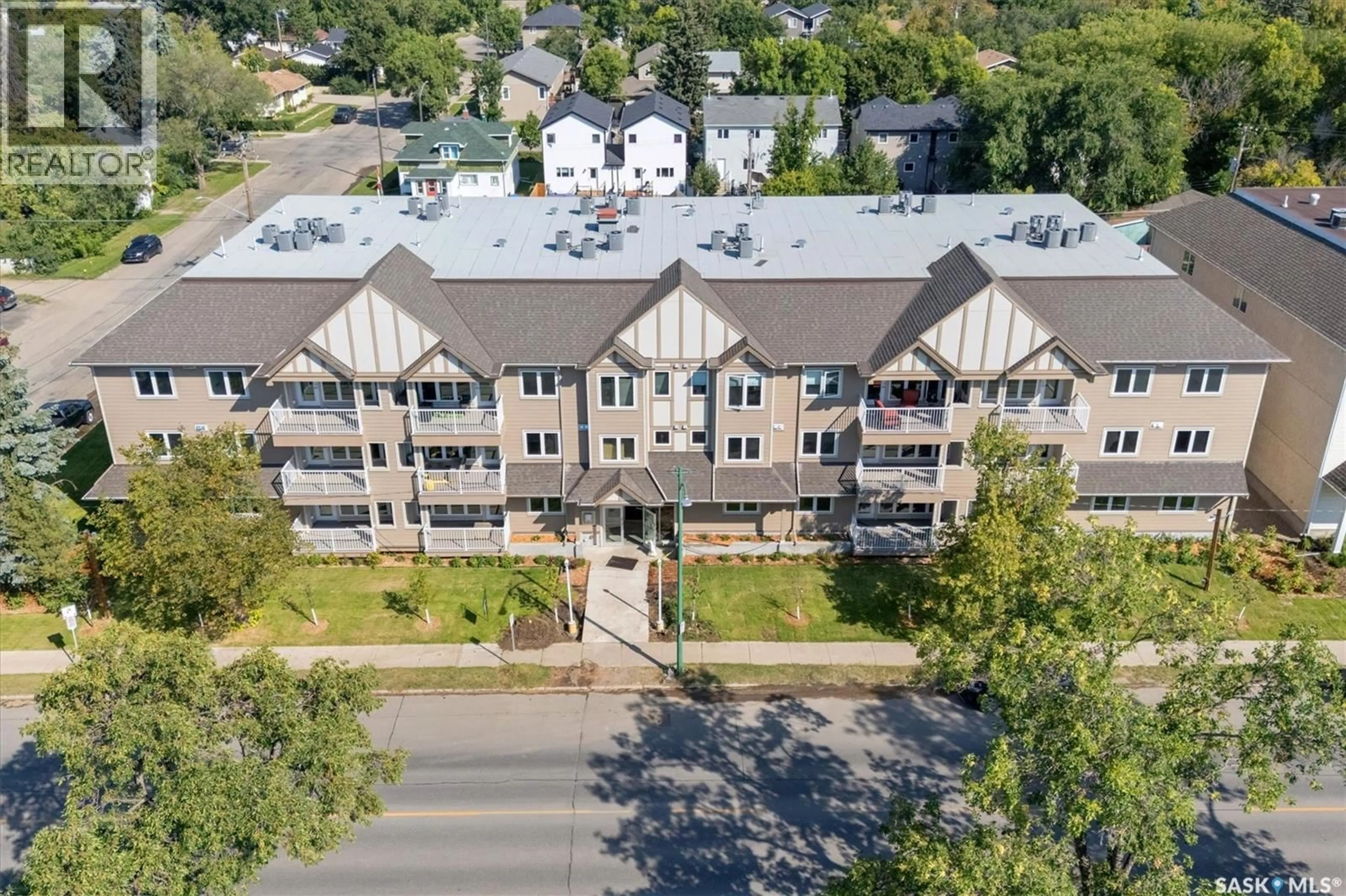 A pic from outside/outdoor area/front of a property/back of a property/a pic from drone, city buildings view from balcony for 307 318 108TH STREET, Saskatoon Saskatchewan S7N1P8