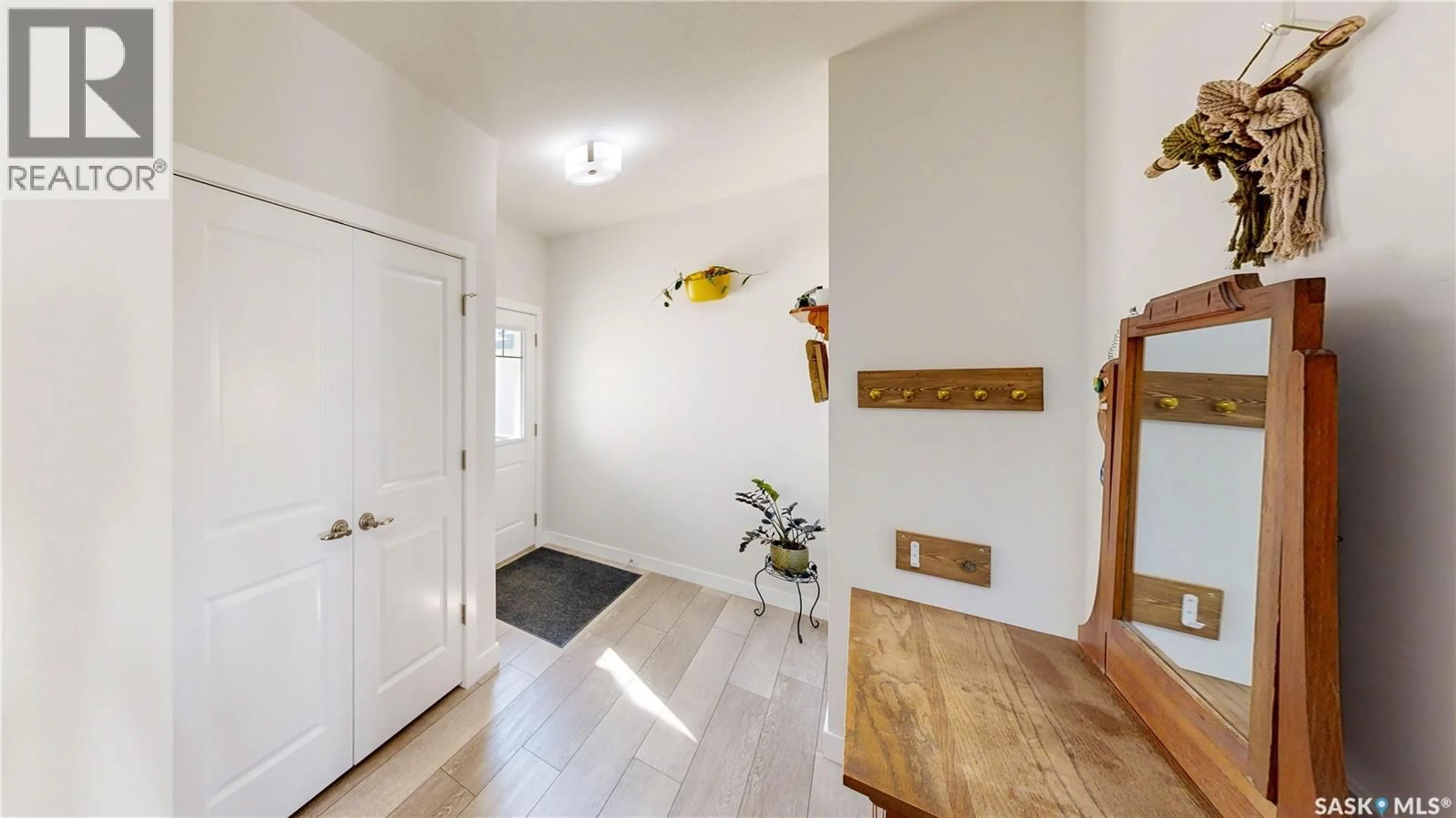 Indoor entryway for 3140 TROMBLEY STREET, Regina Saskatchewan S4V3R9