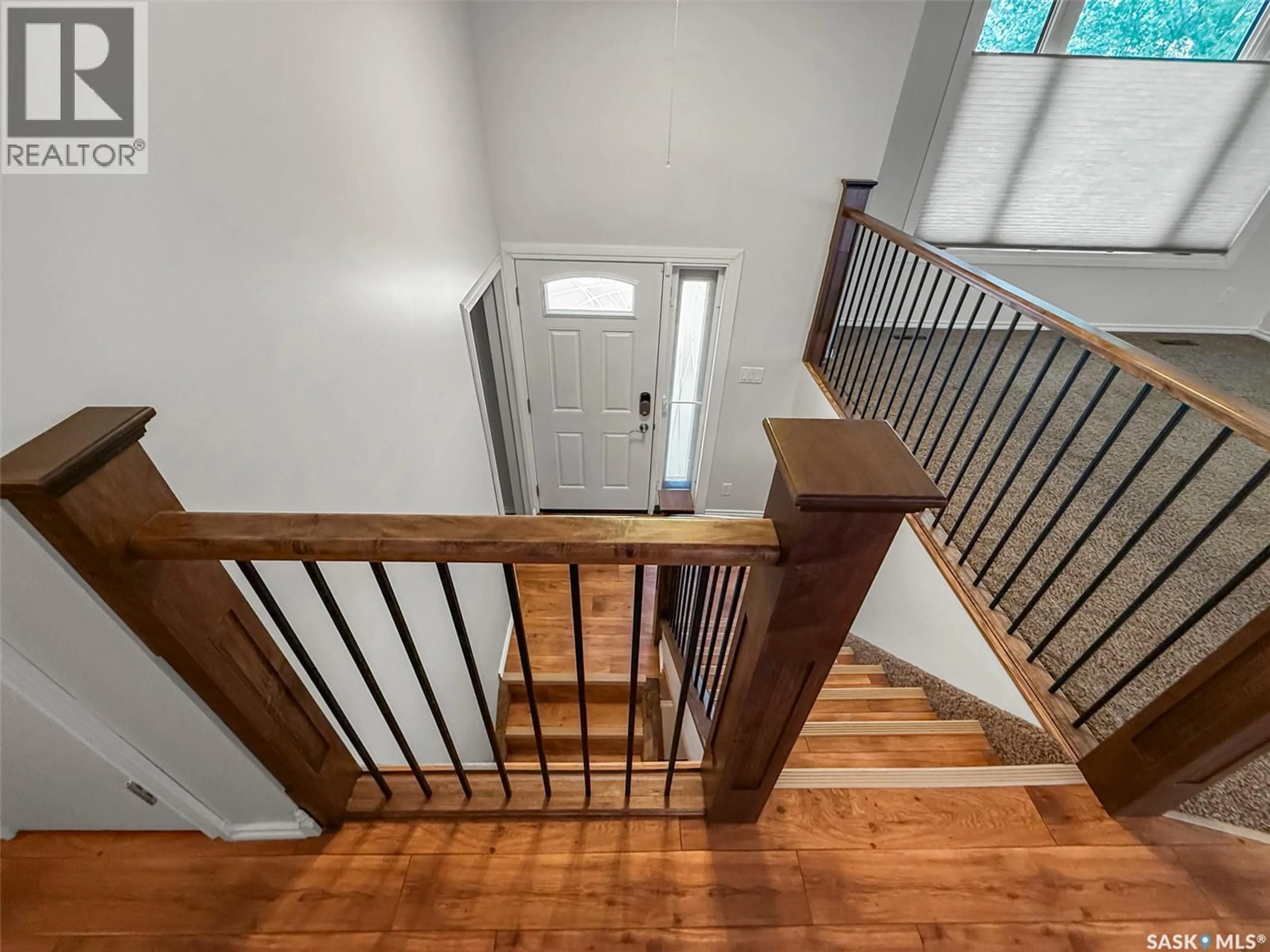 Stairs for 153 5TH AVENUE, Swift Current Saskatchewan S9H2L1
