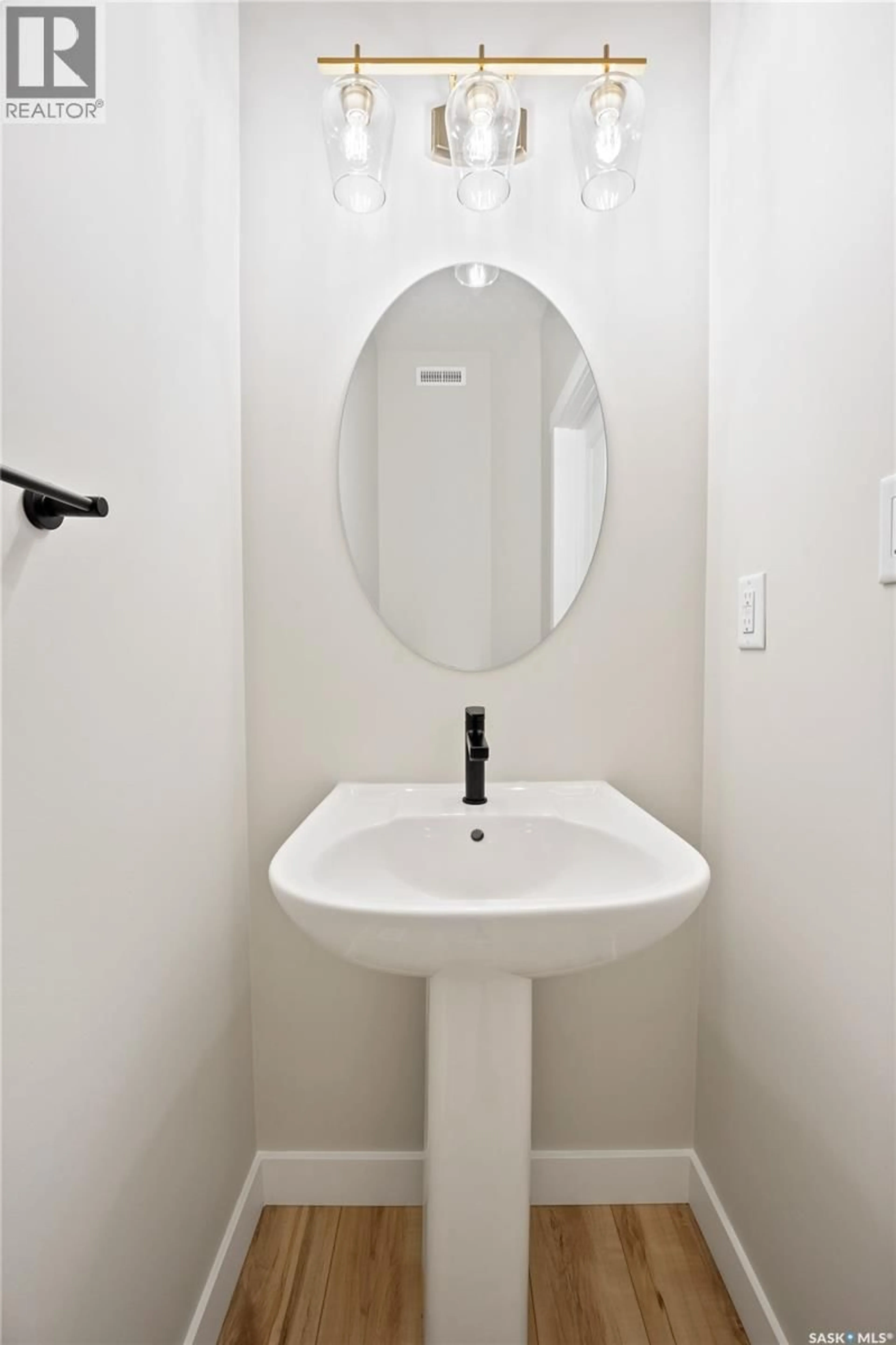 Standard bathroom, floor is not visible for 212 FROESE CRESCENT, Warman Saskatchewan S0K4S3