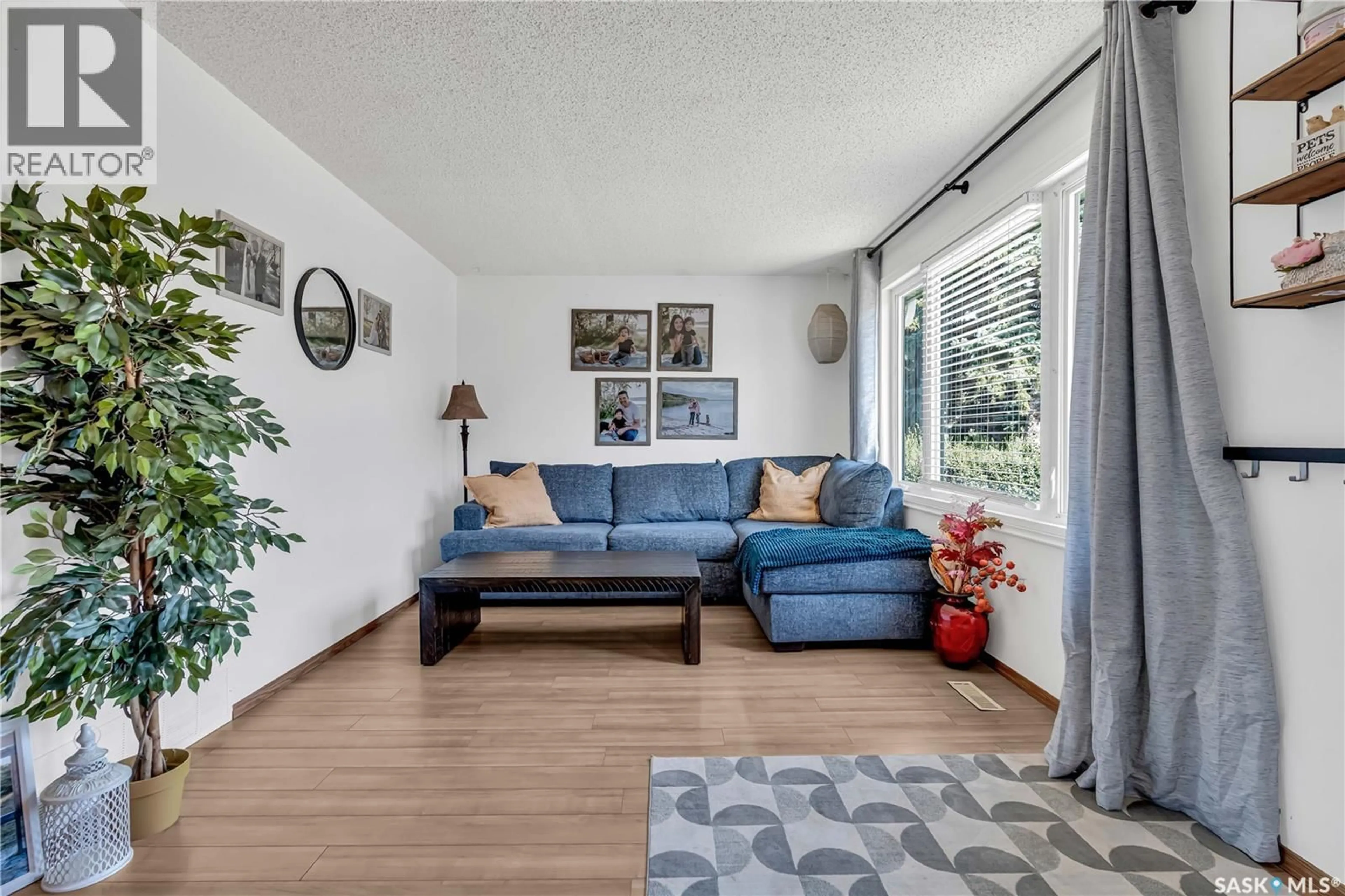 Living room with furniture, unknown for 326 KING STREET, Balgonie Saskatchewan S0G0E0
