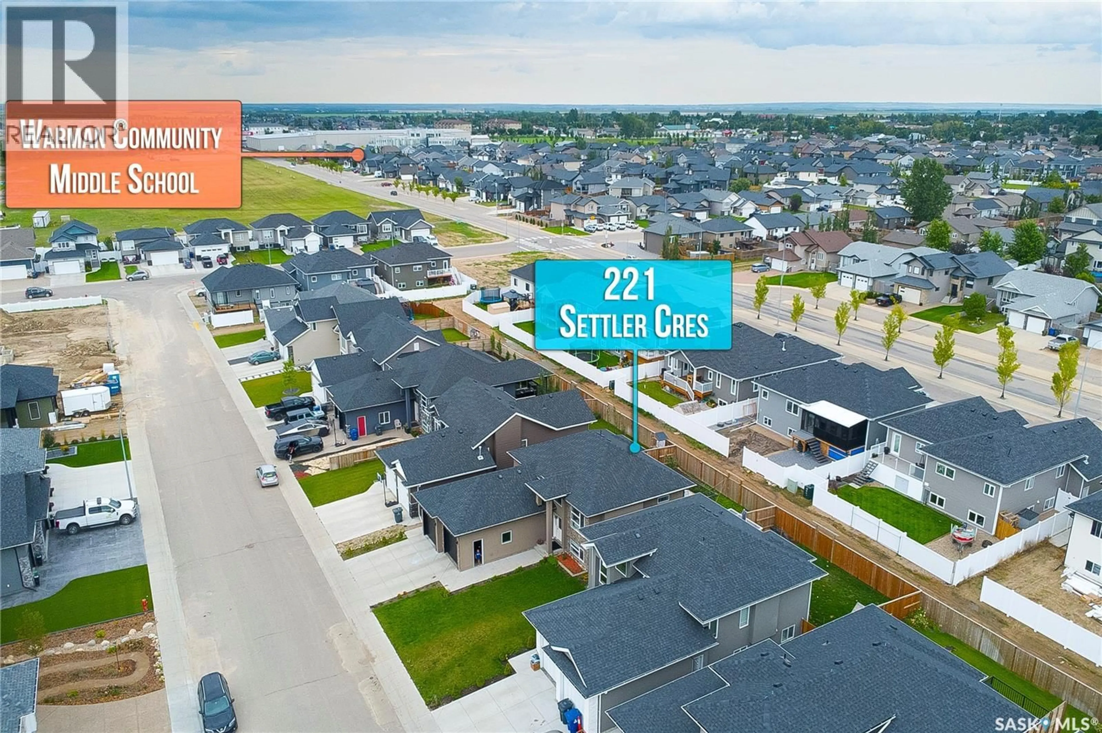 A pic from outside/outdoor area/front of a property/back of a property/a pic from drone, street for 211 SETTLER CRESCENT, Warman Saskatchewan S0K4S2