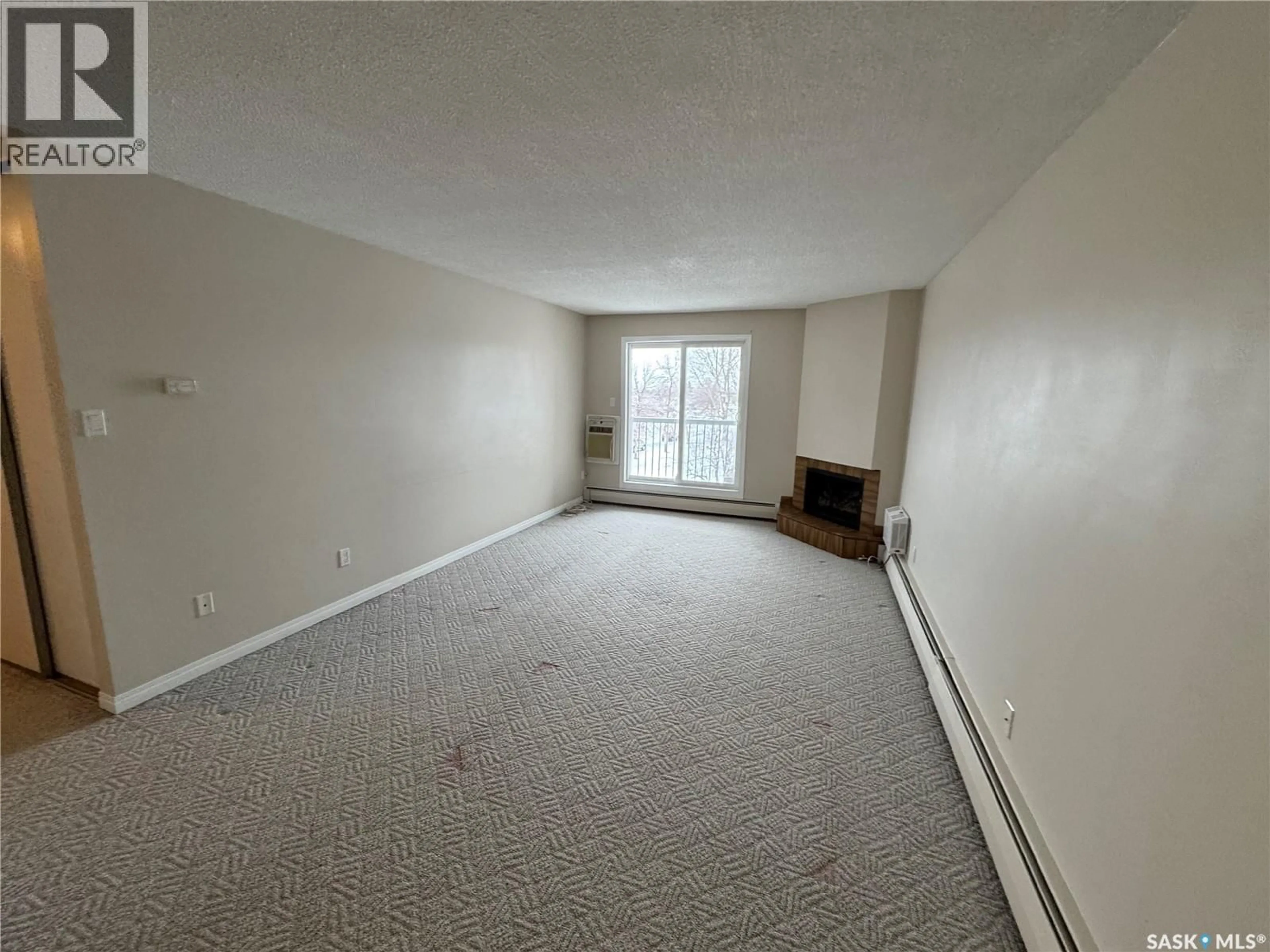 A pic of a room for 306 - 1808 EAGLESHAM AVENUE, Weyburn Saskatchewan S4H3A8
