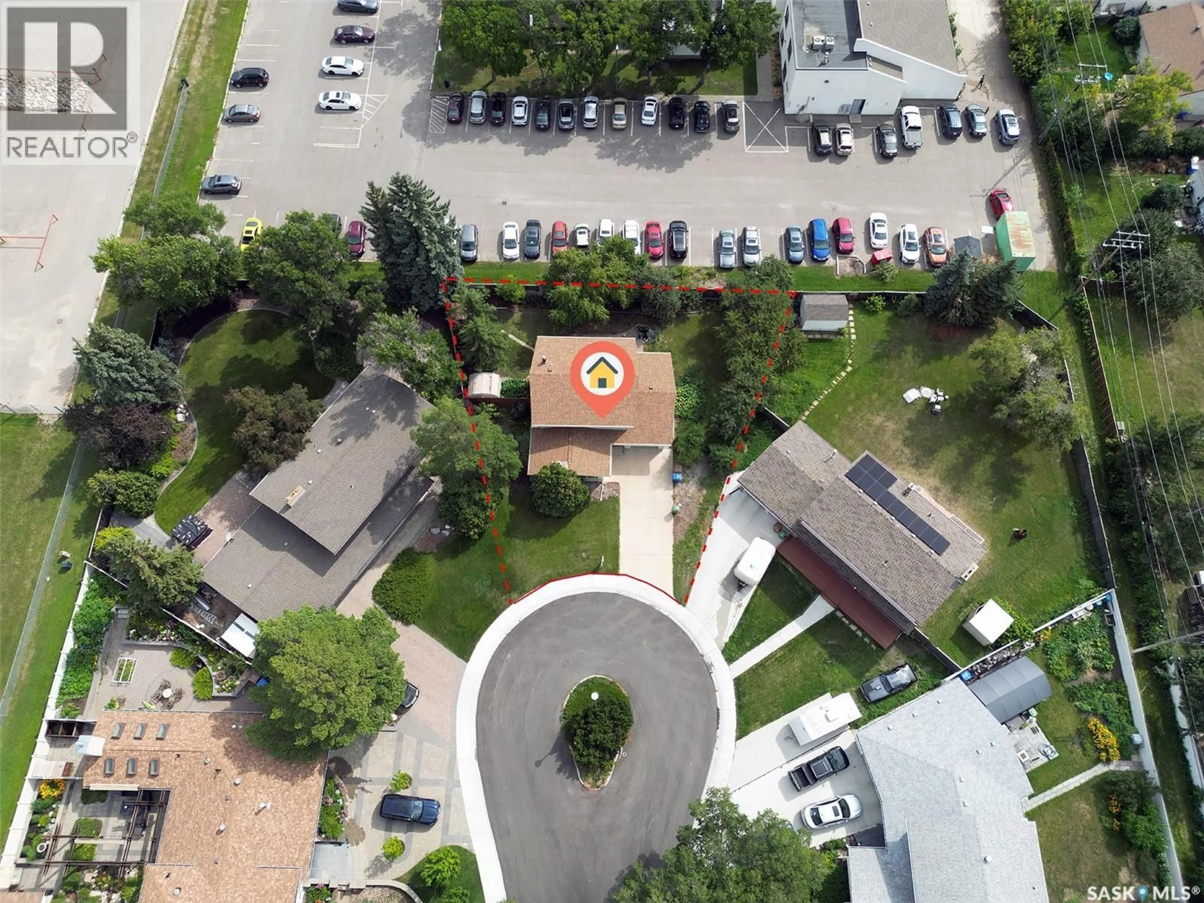 A pic from outside/outdoor area/front of a property/back of a property/a pic from drone, street for 145 MAYFAIR CRESCENT, Regina Saskatchewan S4S4J1