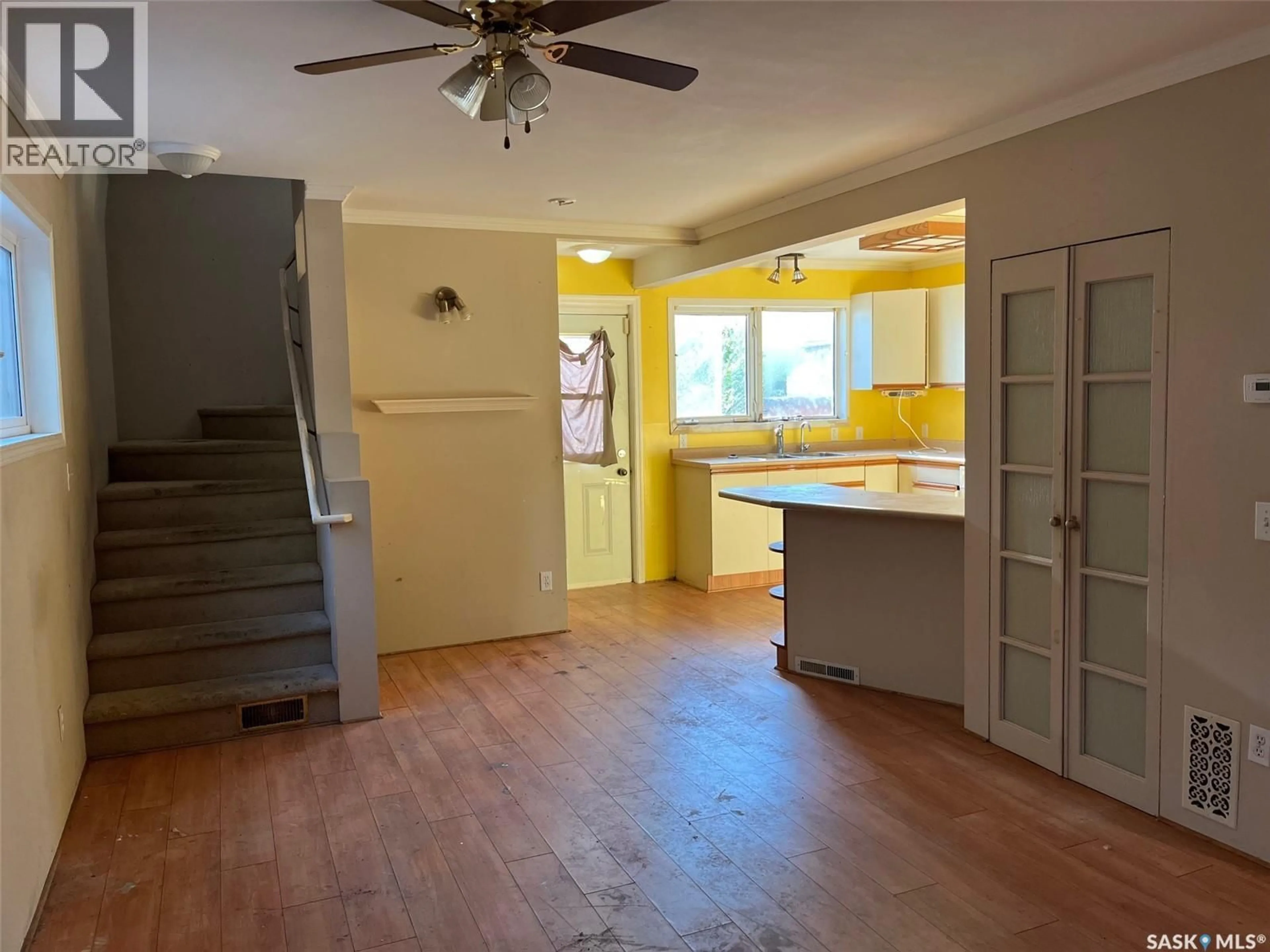 Open concept kitchen, unknown for 2150 ELLIOTT STREET, Regina Saskatchewan S4N3H2