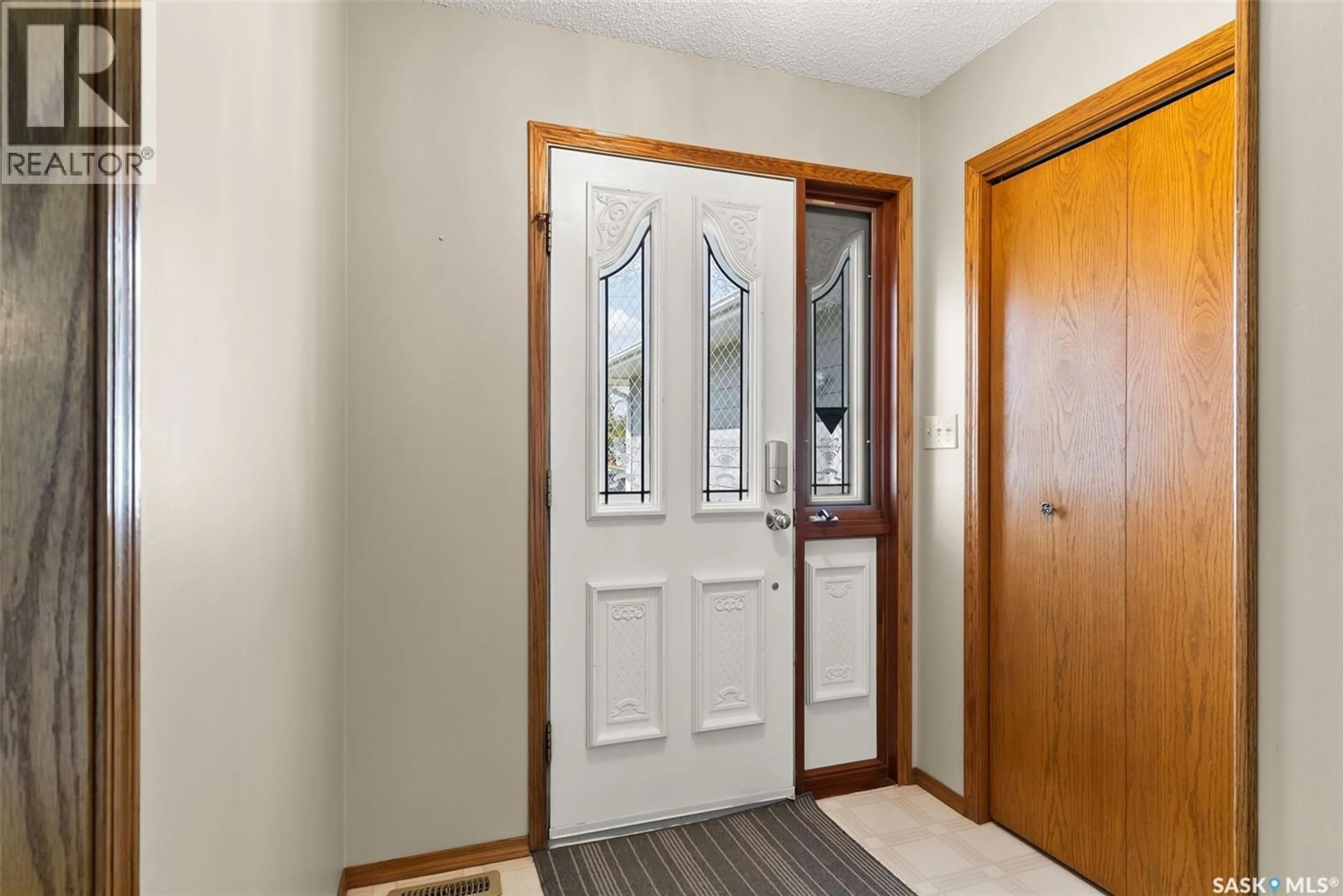 Indoor entryway for 601 MAIN STREET, Punnichy Saskatchewan S0A0C1