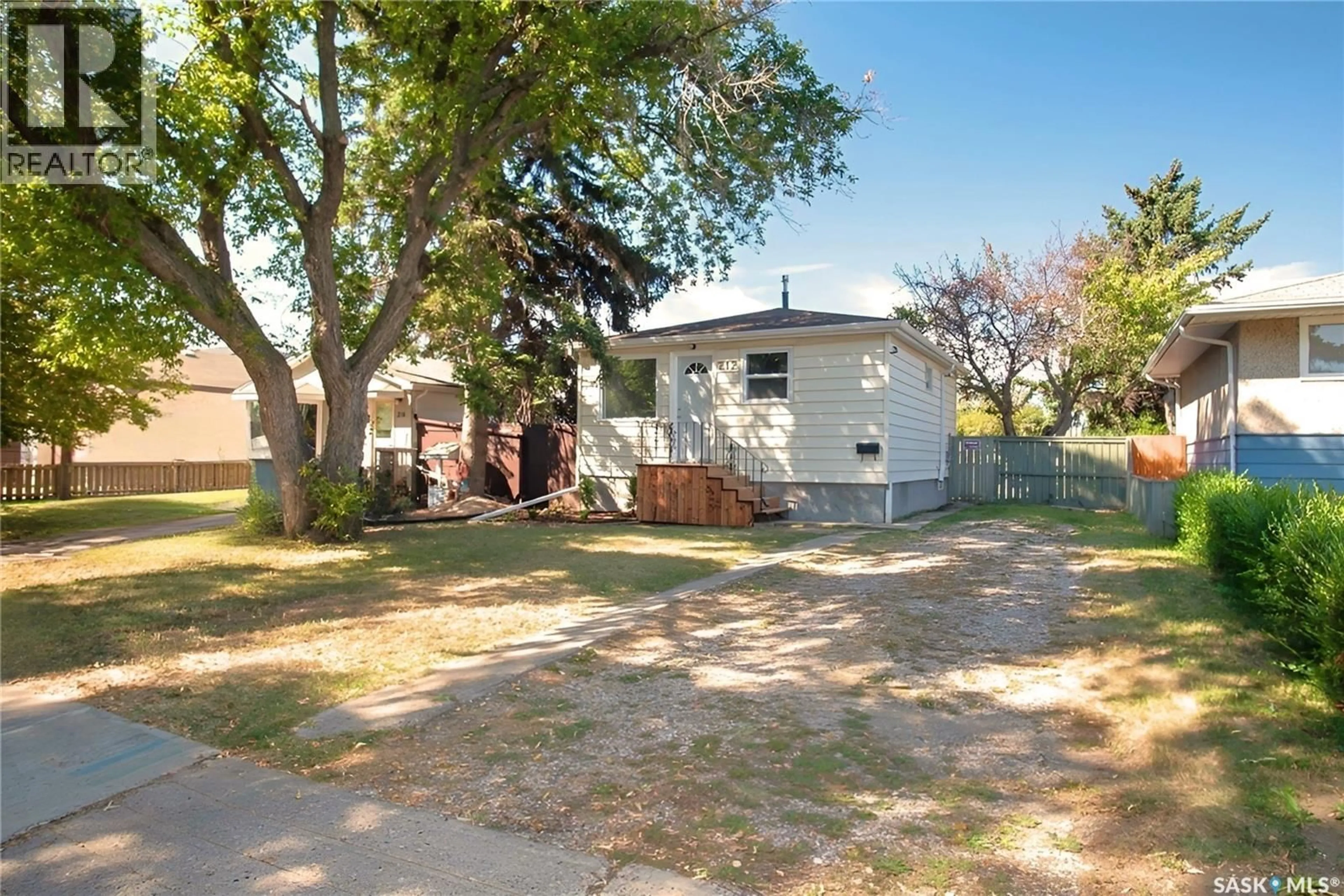 Unknown for 212 ANGUS STREET, Regina Saskatchewan S4R3K4