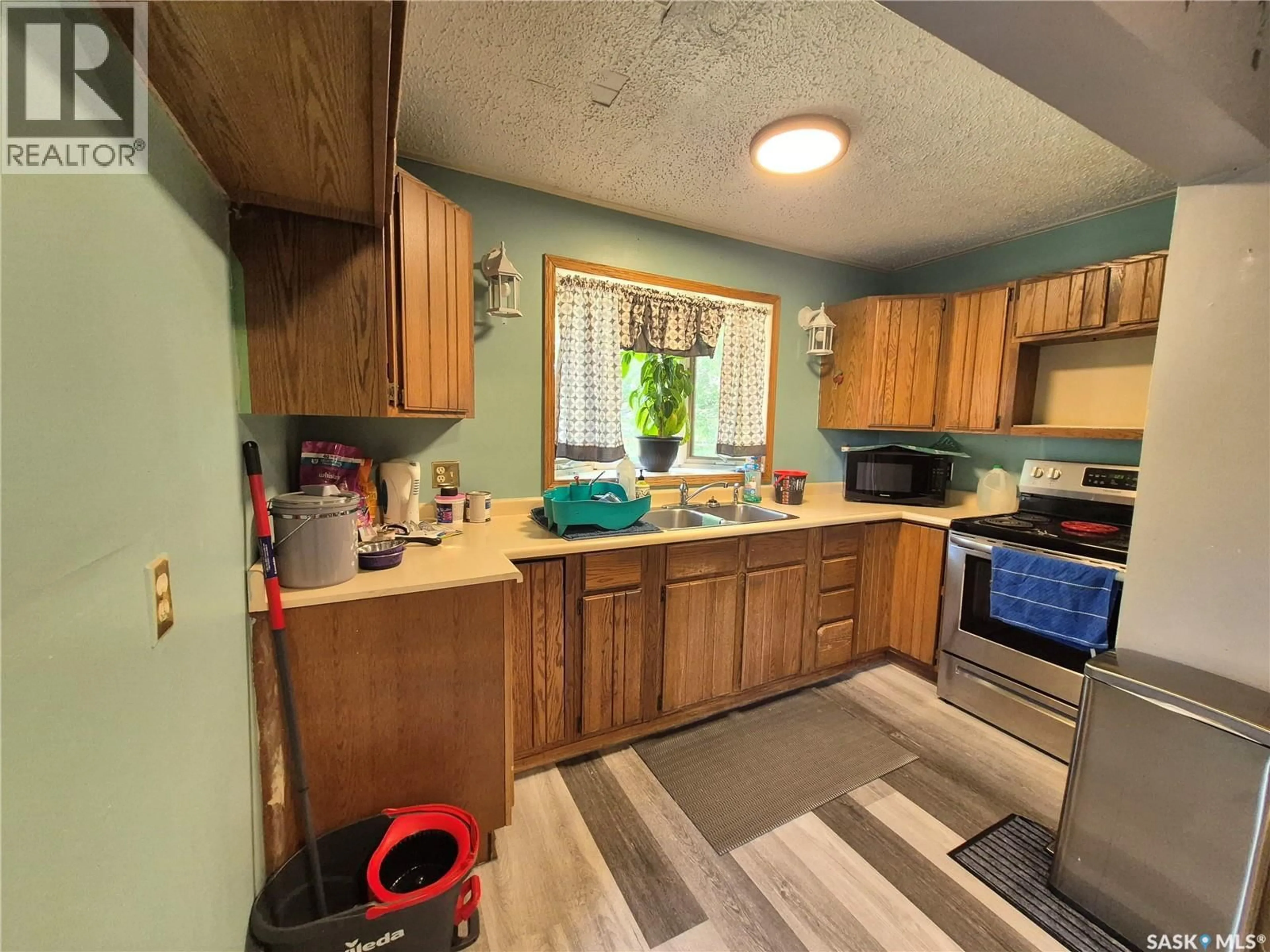 Standard kitchen, unknown for 207 COTEAU AVENUE, Yellow Grass Saskatchewan S0G5J0