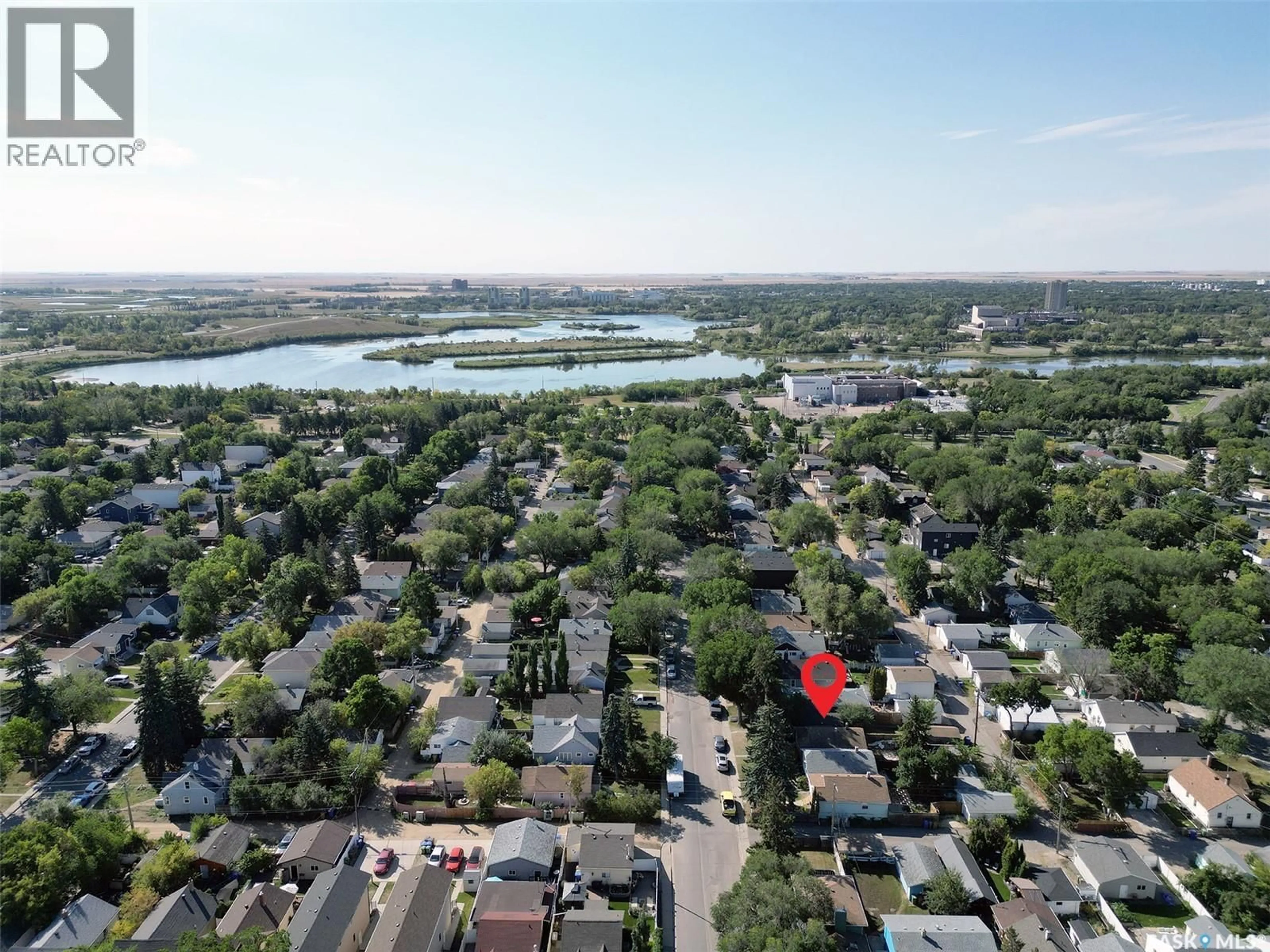 A pic from outside/outdoor area/front of a property/back of a property/a pic from drone, water/lake/river/ocean view for 2634 ATKINSON STREET, Regina Saskatchewan S4N3X9