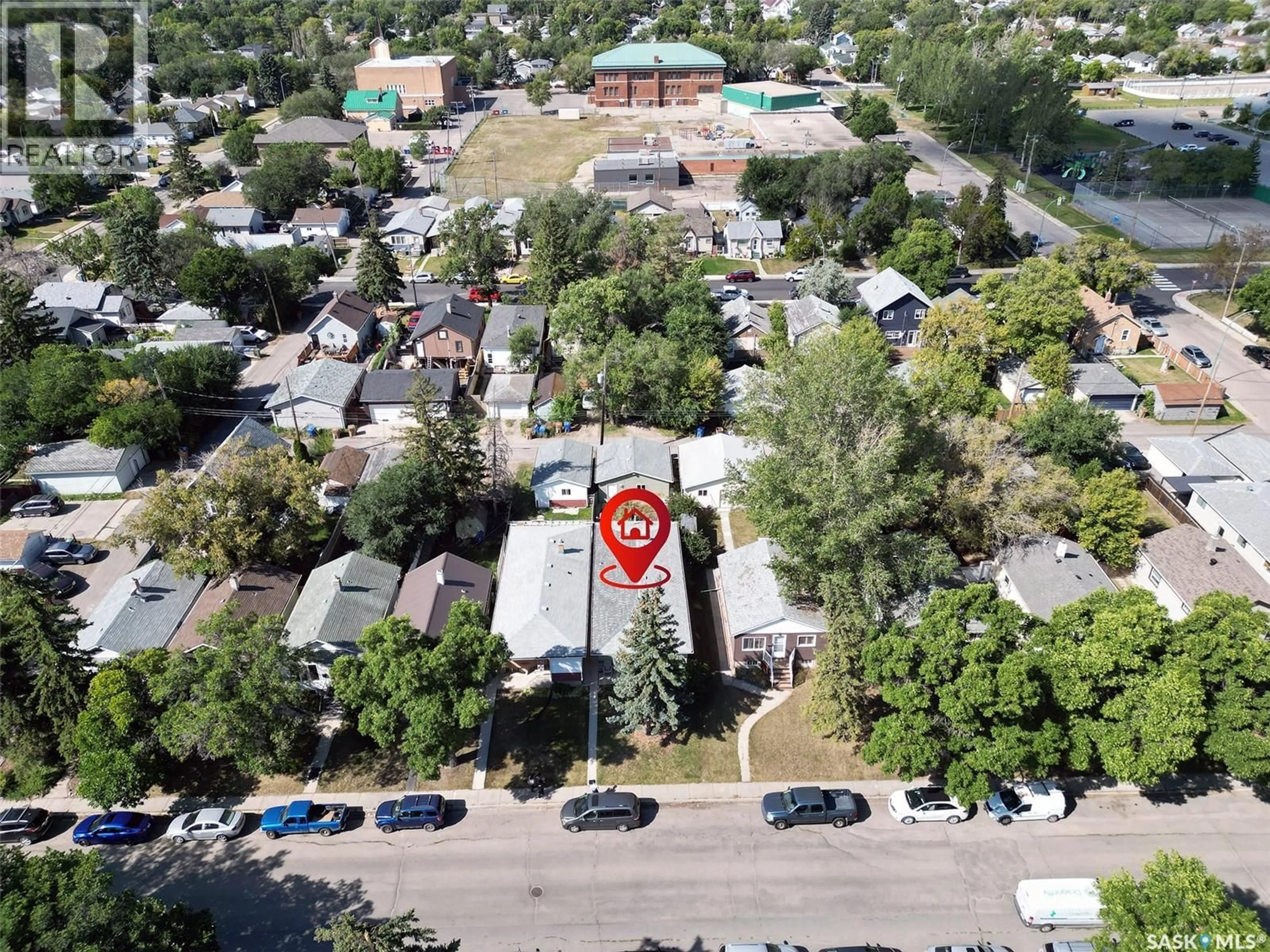 A pic from outside/outdoor area/front of a property/back of a property/a pic from drone, unknown for 2332 MCDONALD STREET, Regina Saskatchewan S4N2Z1