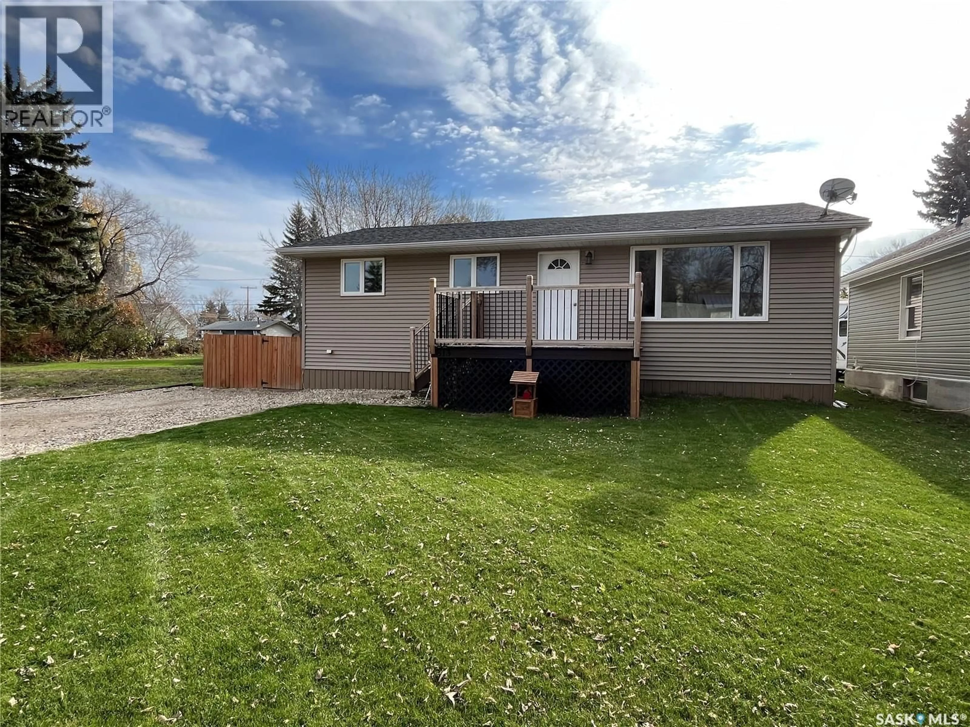 Unknown for 813 MOOSE STREET, Moosomin Saskatchewan S0G3N0