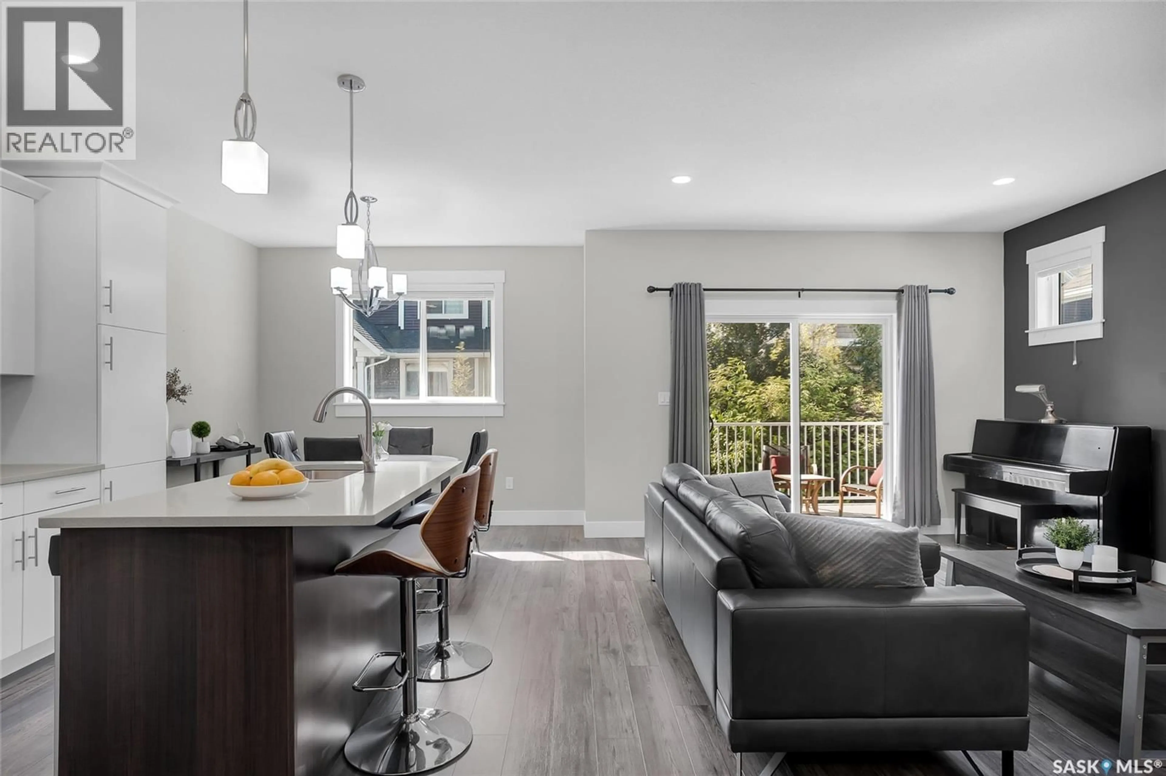 Open concept kitchen, unknown for 207 - 3220 11TH STREET, Saskatoon Saskatchewan S7M5M4