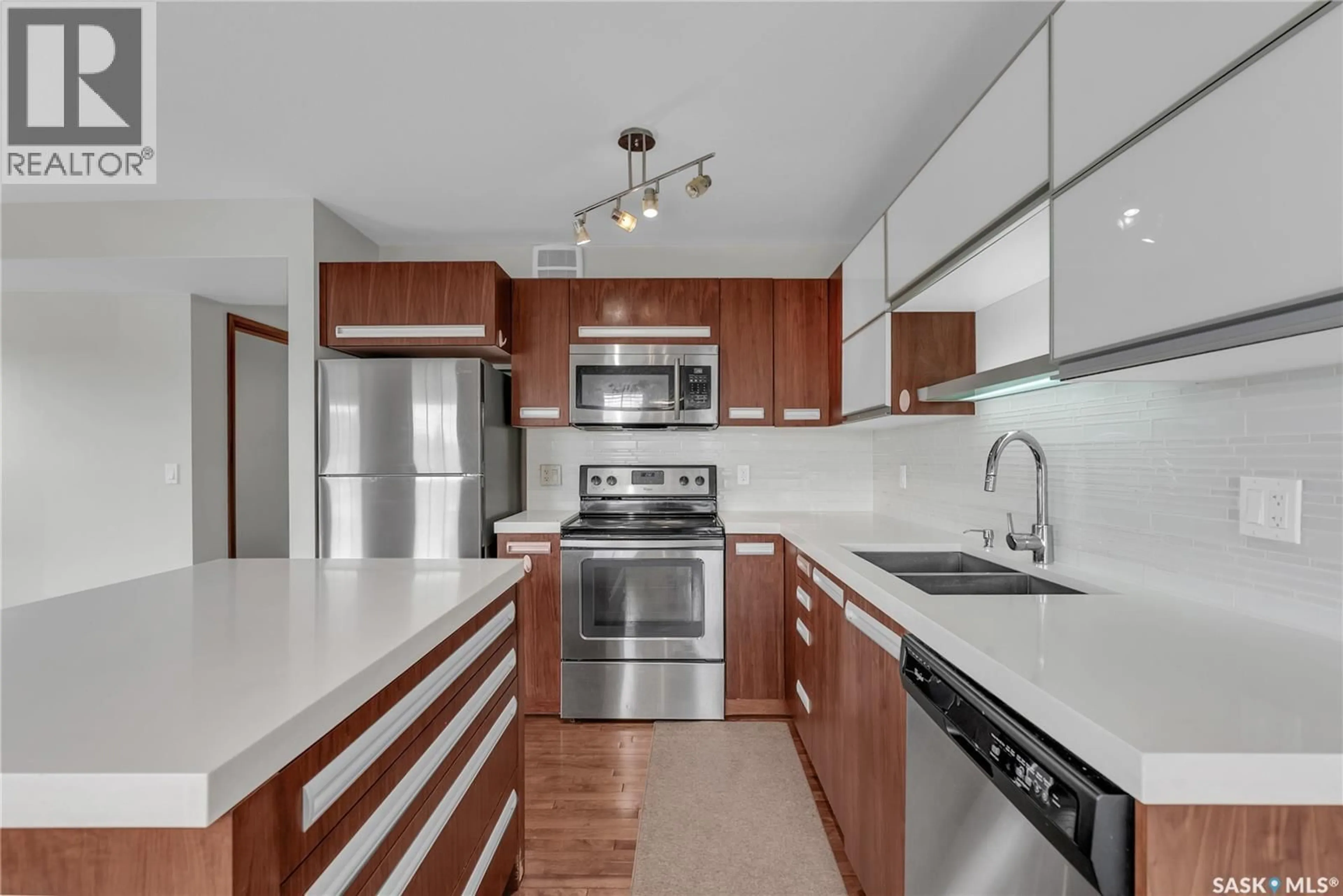 Standard kitchen, ceramic/tile floor for 101 - 1303 PATON CRESCENT, Saskatoon Saskatchewan S7W0P6