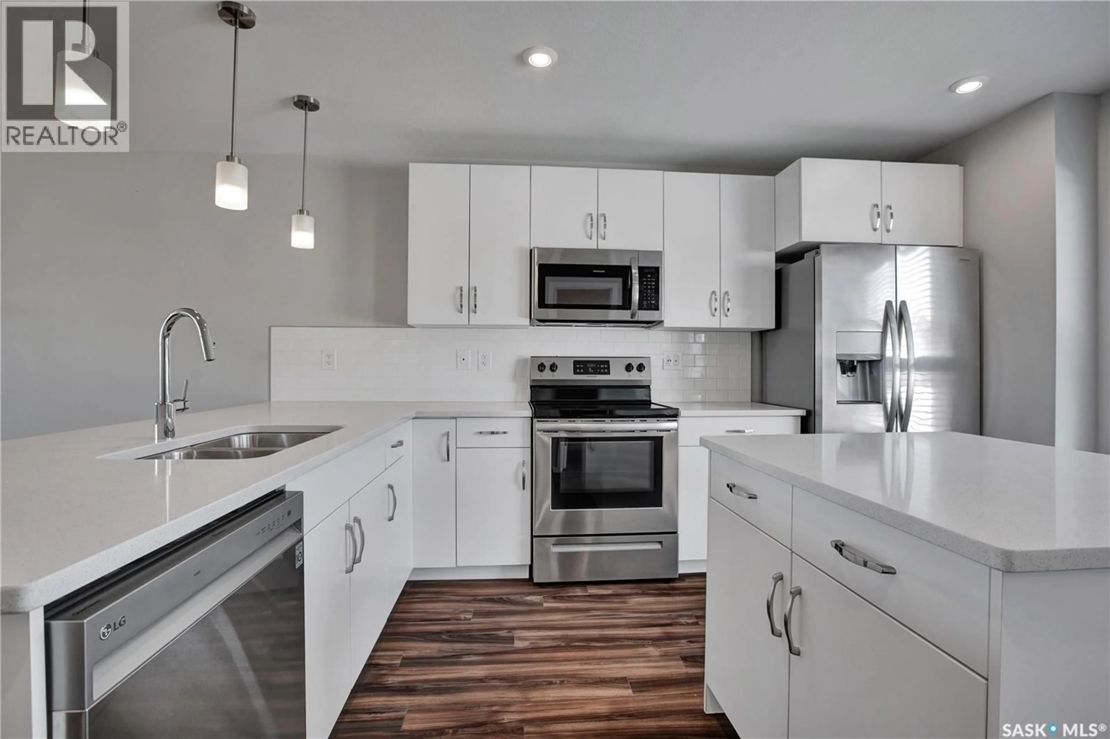 Open concept kitchen, unknown for 4166 BRIGHTON CIRCLE, Saskatoon Saskatchewan S7V0M2