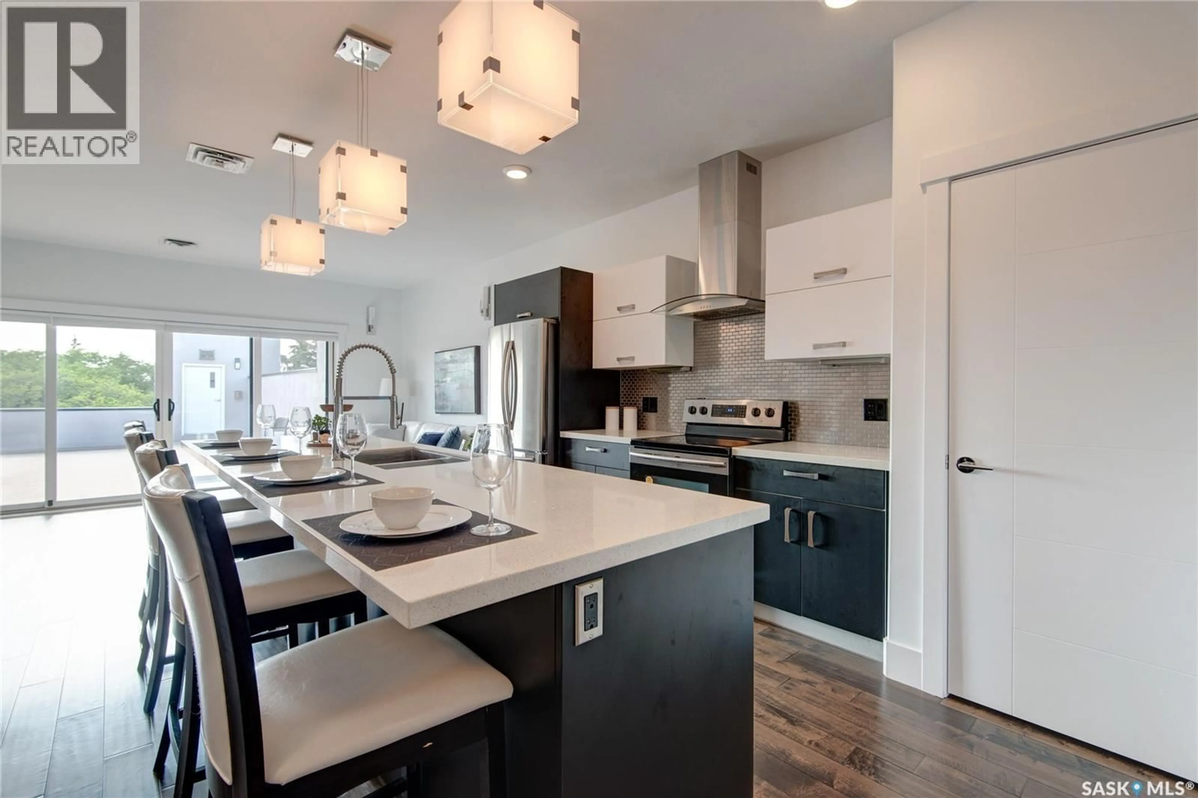 Open concept kitchen, unknown for 404 1010 MAIN STREET, Saskatoon Saskatchewan S7H0K7