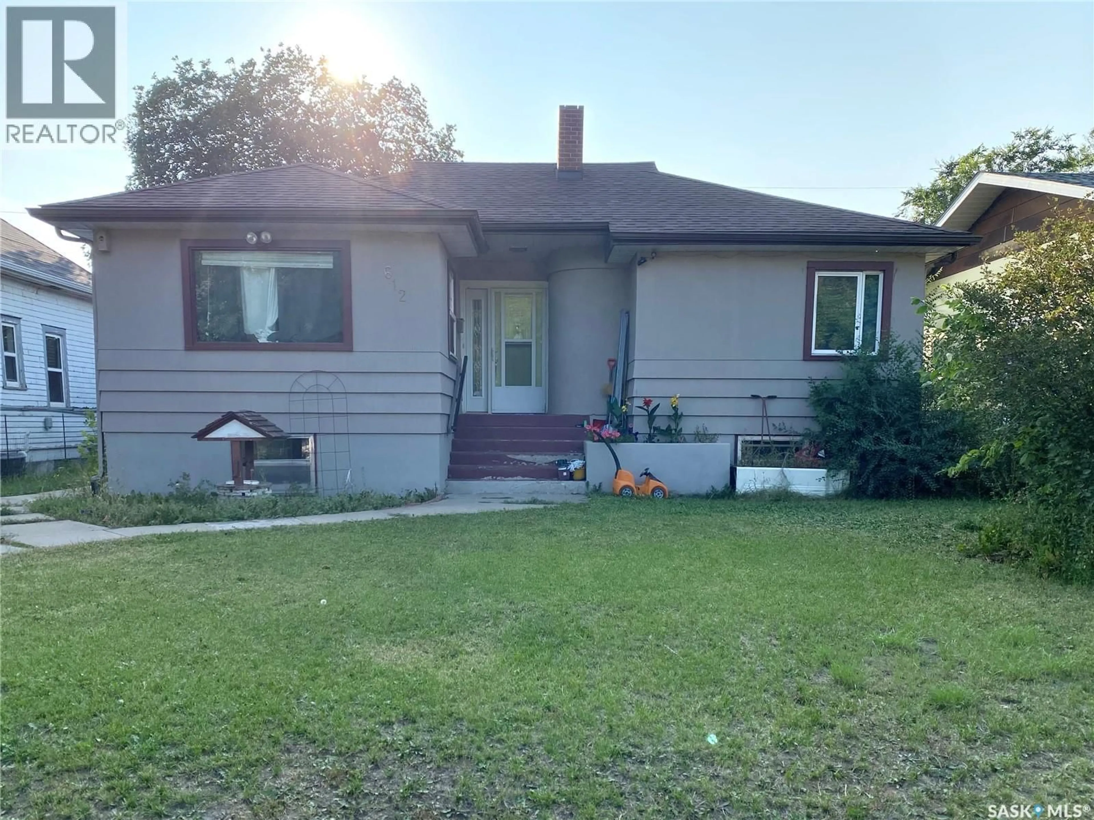 Unknown for 612 2ND AVENUE, Swift Current Saskatchewan S9H0R3