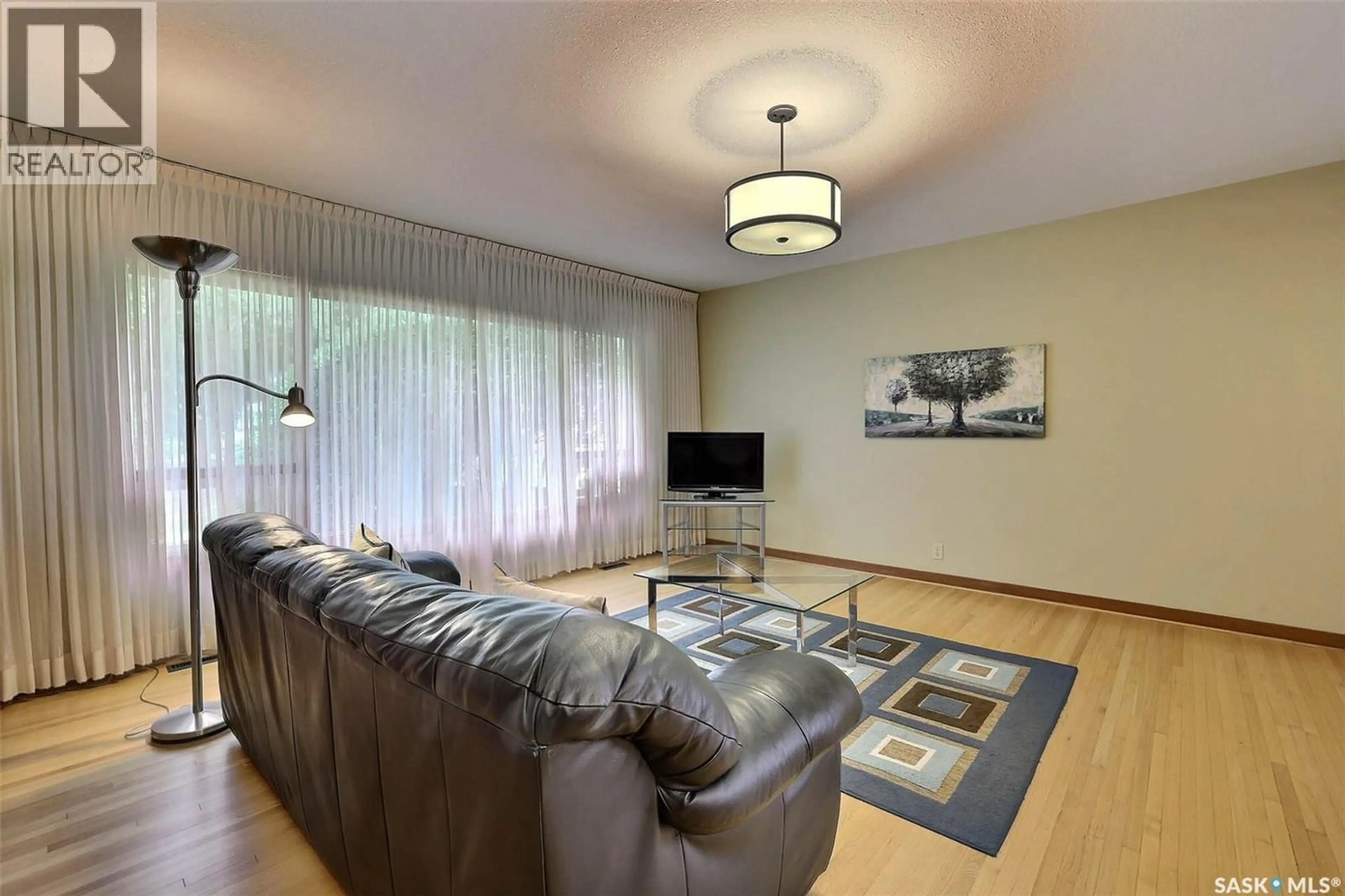 Living room with furniture, unknown for 37 DARKE CRESCENT, Regina Saskatchewan S4S2W5