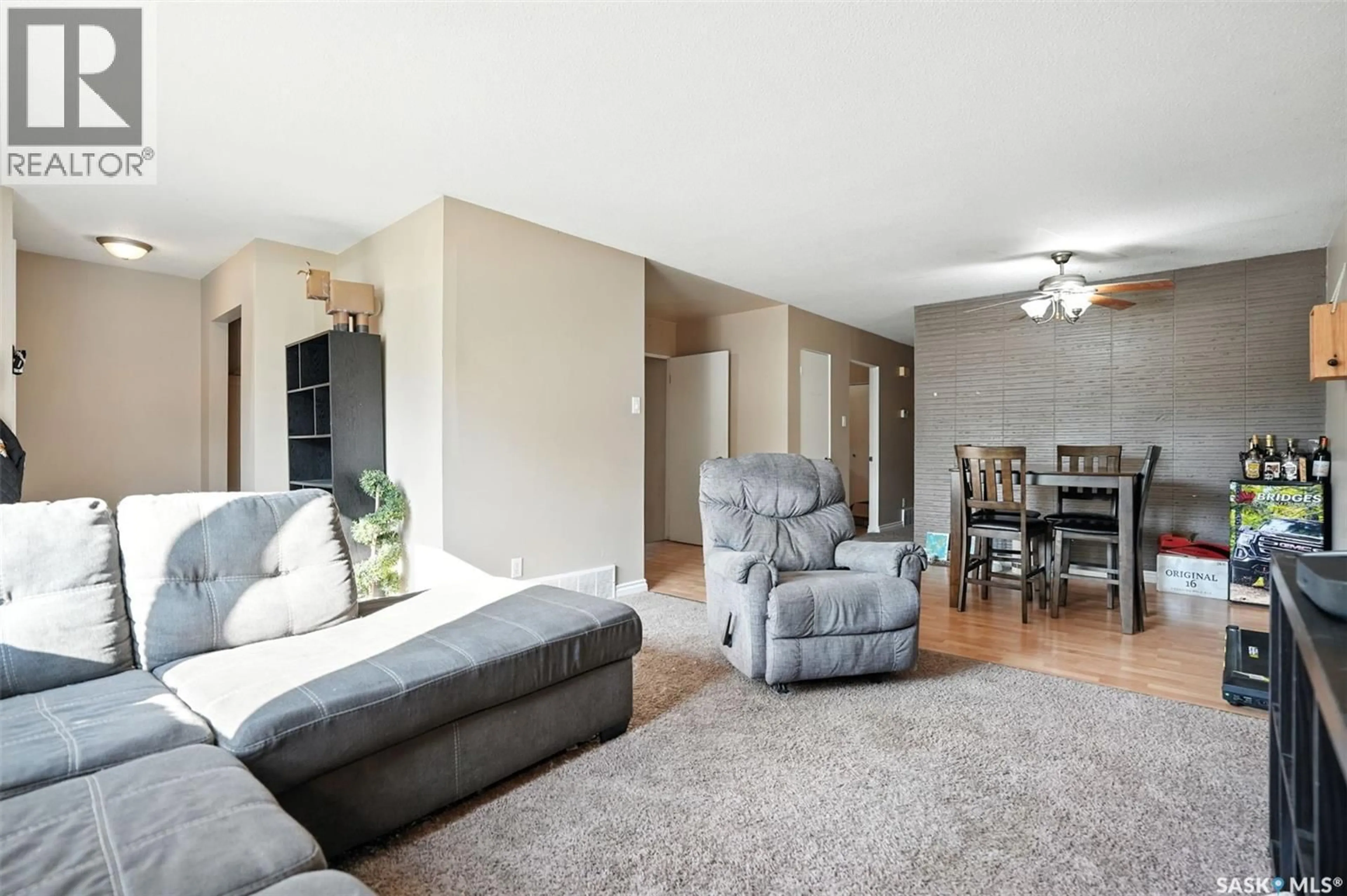 Living room with furniture, unknown for 1461-1463 EAST HEIGHTS, Saskatoon Saskatchewan S7J3B2