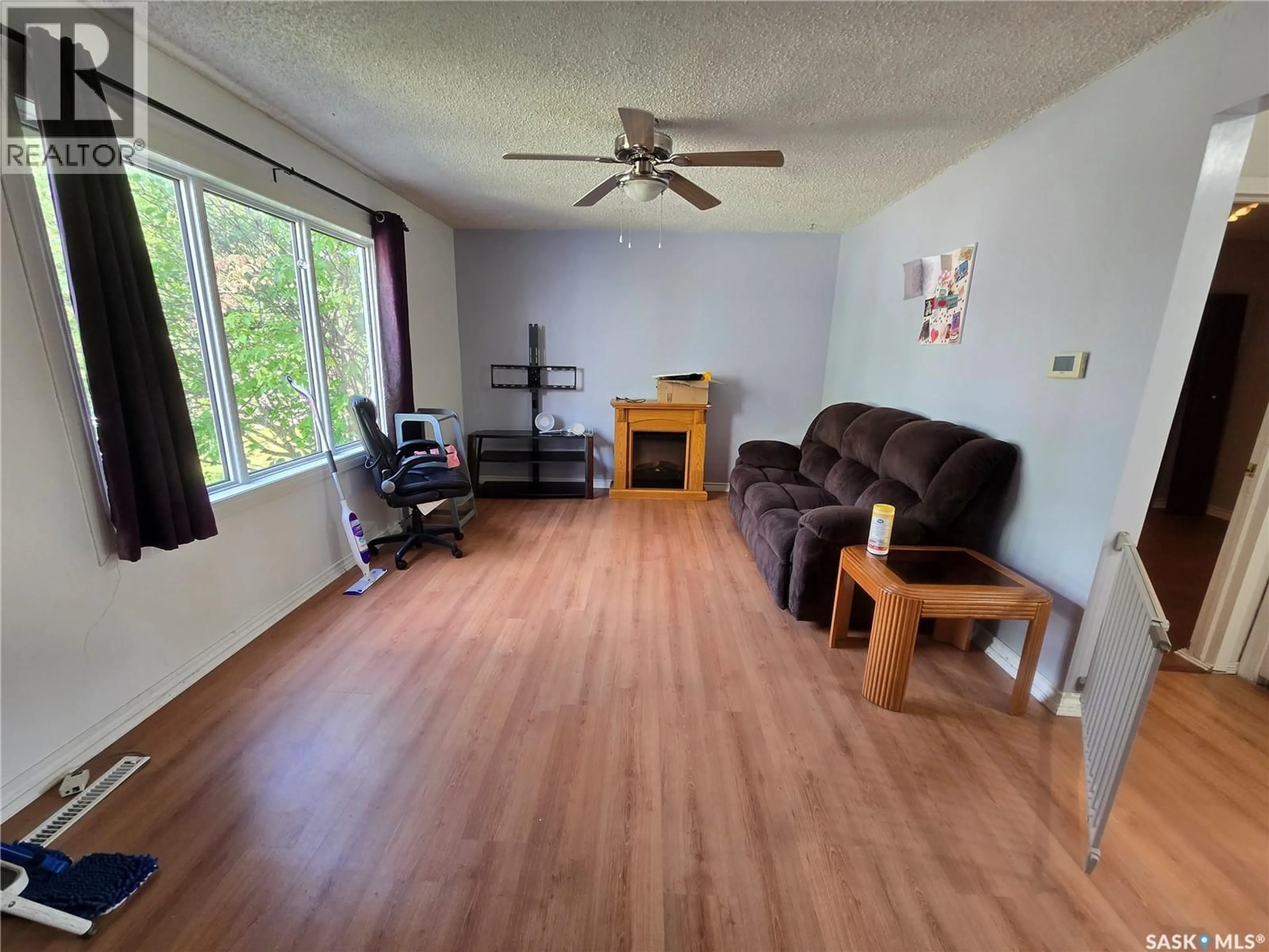 A pic of a room for 428 7TH AVENUE, Swift Current Saskatchewan S9H0Z3