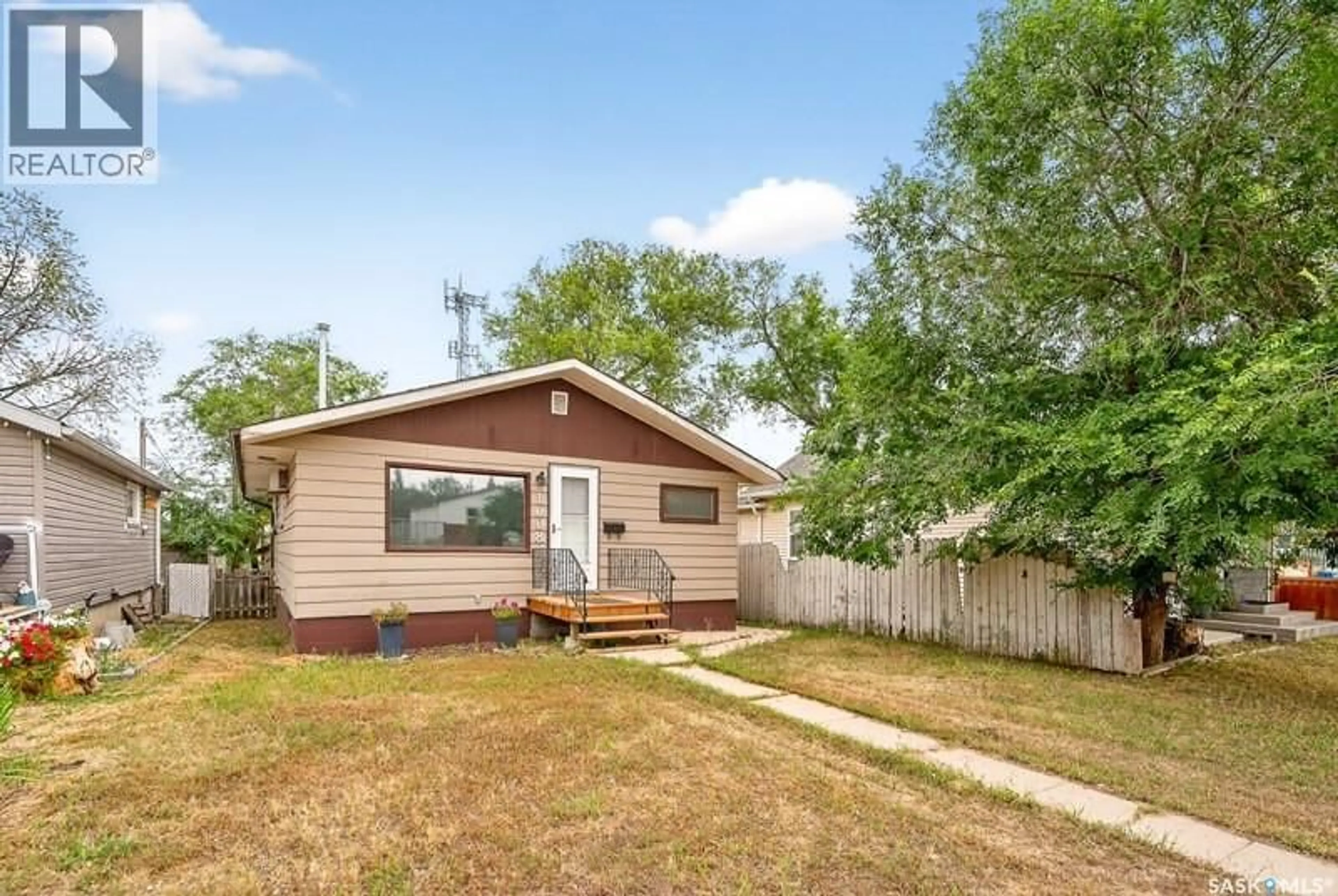 Unknown for 1008 LILLOOET STREET, Moose Jaw Saskatchewan S6H5B8